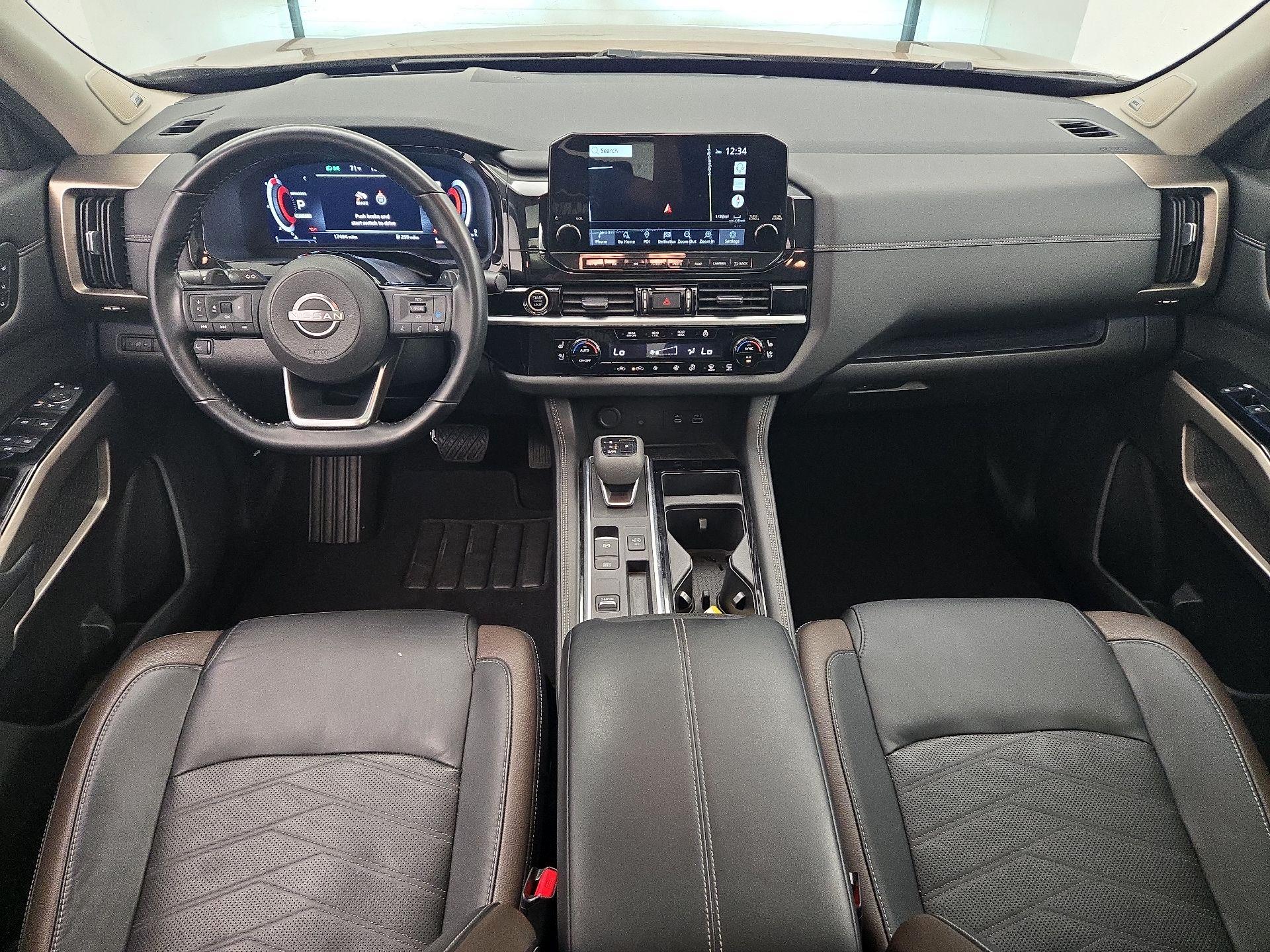 Thumbnail: 2023 Nissan Pathfinder - 9