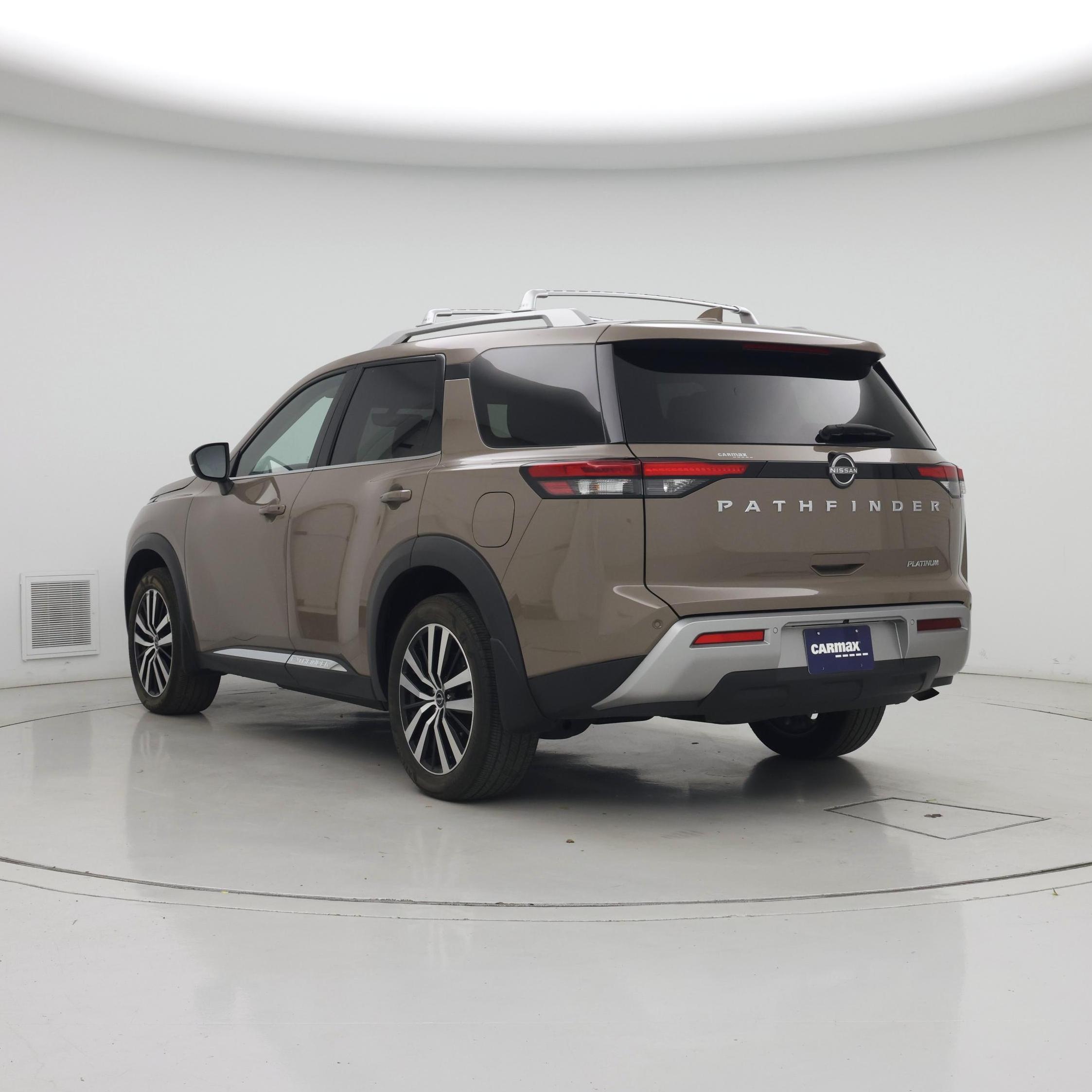 Thumbnail: 2023 Nissan Pathfinder - 2