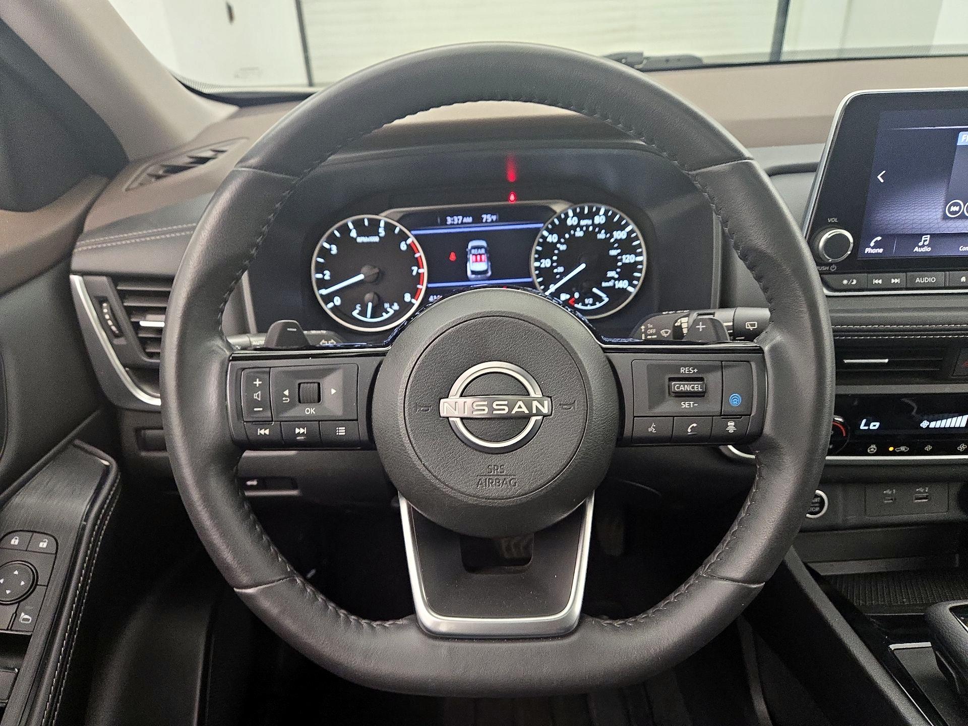 Thumbnail: 2023 Nissan Rogue - 10