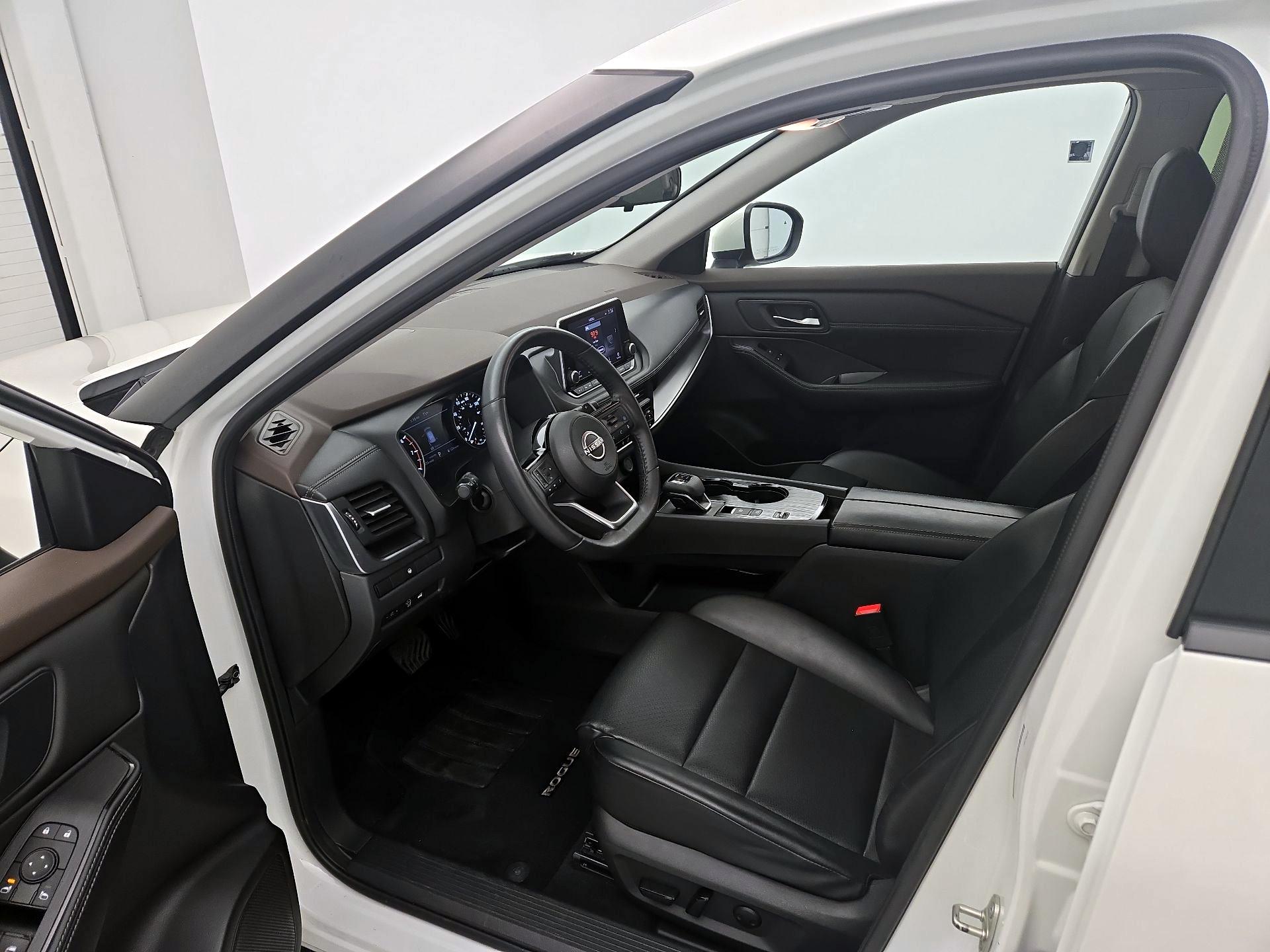 Thumbnail: 2023 Nissan Rogue - 11