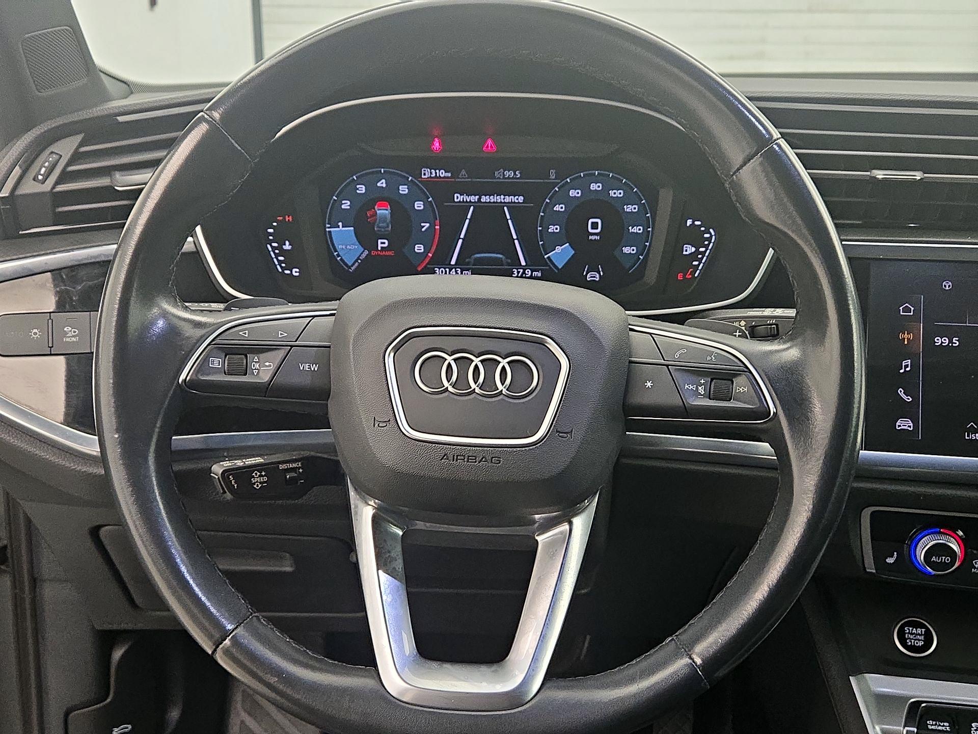 Thumbnail: 2024 Audi Q3 - 10