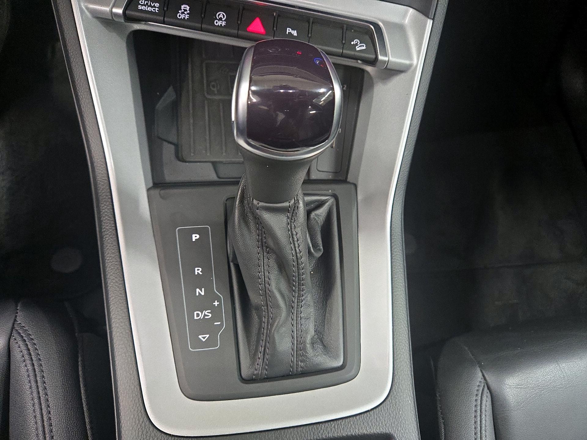 Thumbnail: 2024 Audi Q3 - 17