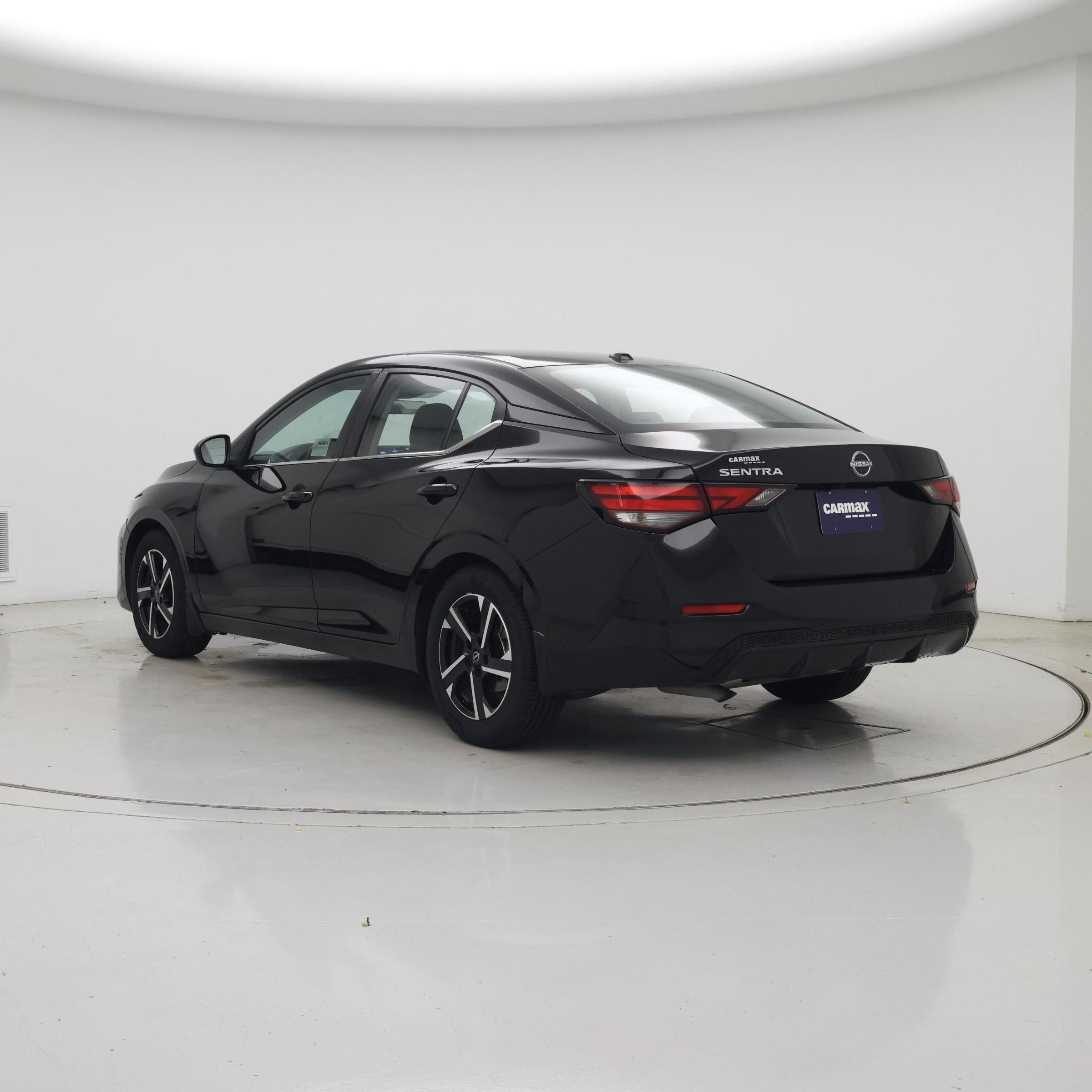 Thumbnail: 2025 Nissan Sentra - 2