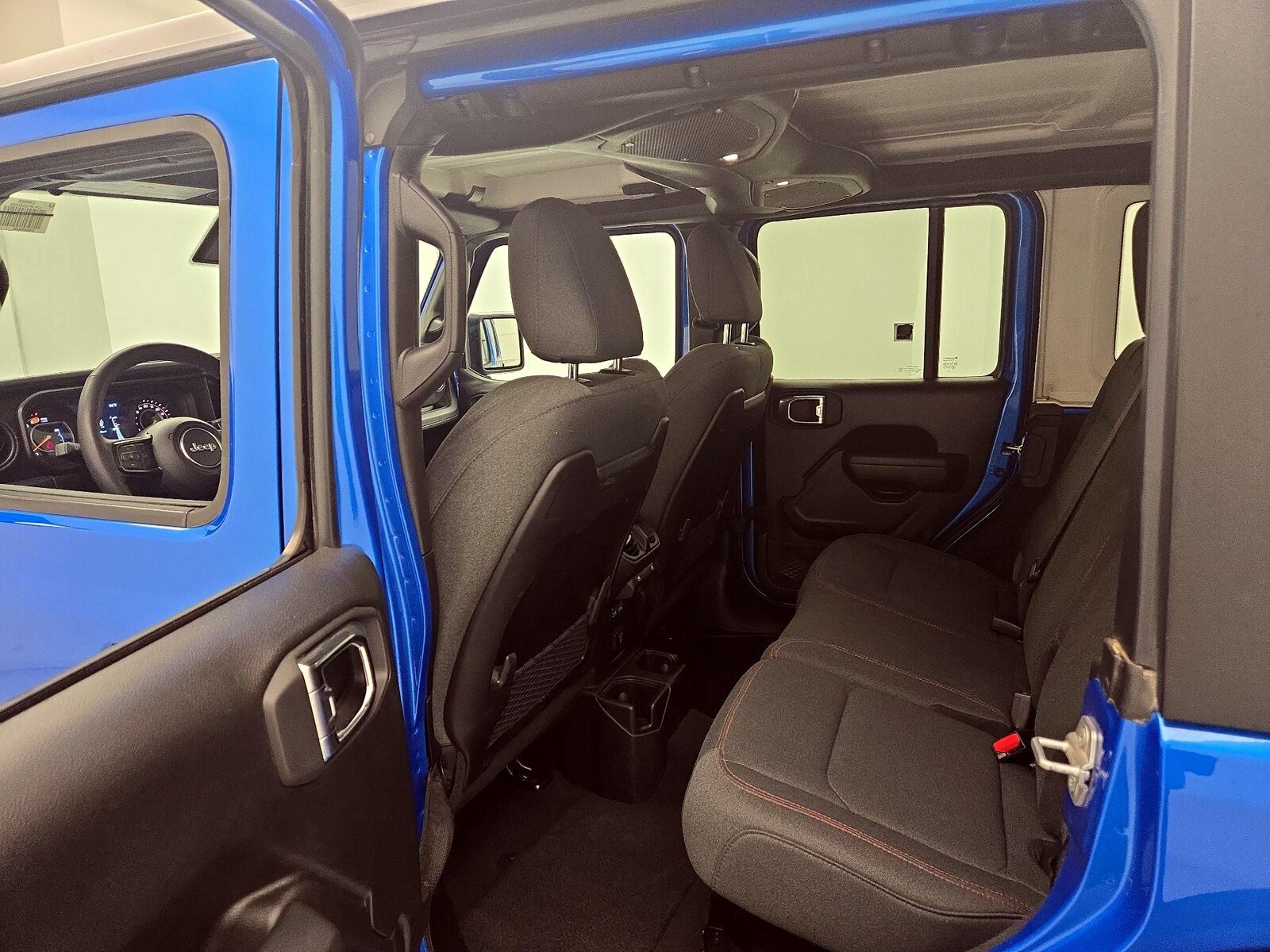 2025 Jeep Wrangler 4-Door Rubicon - Photo 20