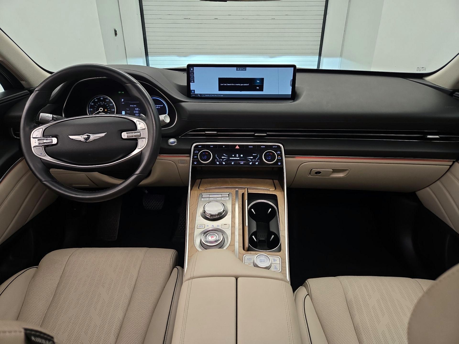 Thumbnail: 2023 Genesis GV80 - 9