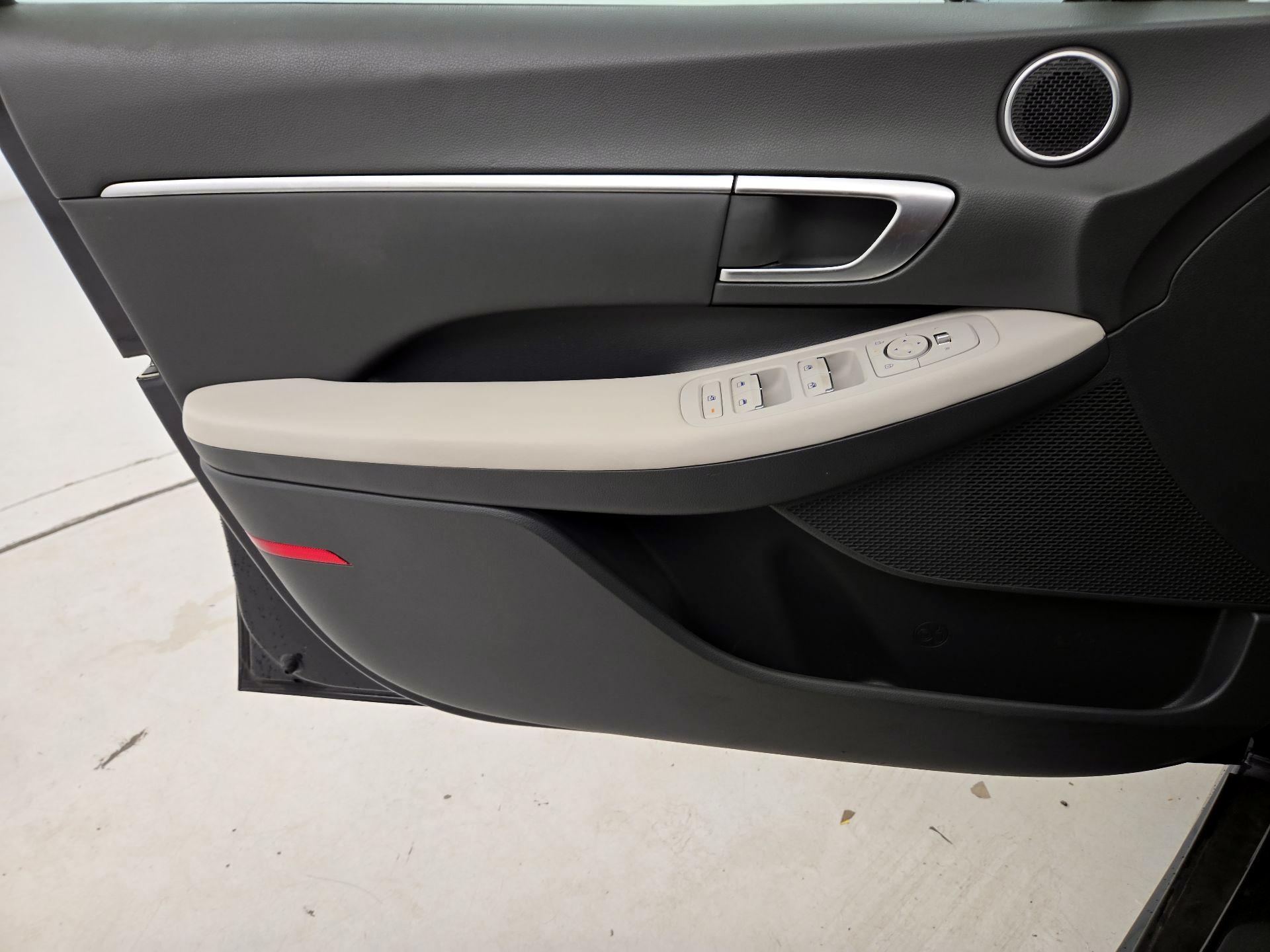 Thumbnail: 2024 Hyundai Sonata - 12