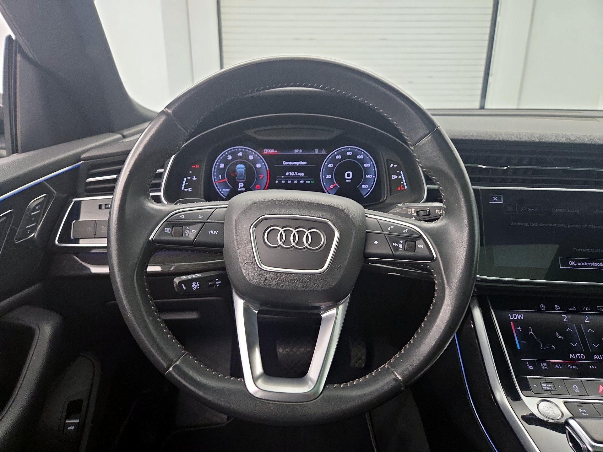 Thumbnail: 2020 Audi Q8 - 10