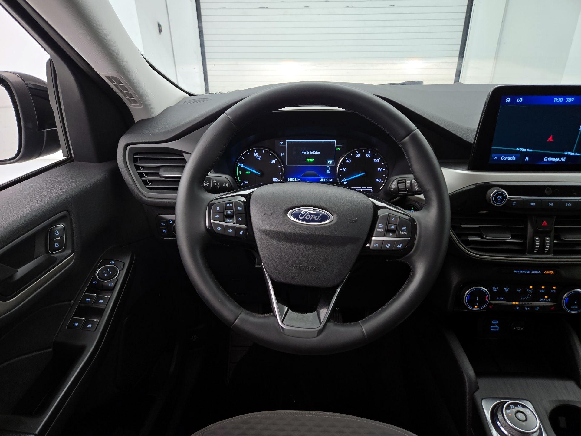 Thumbnail: 2022 Ford Escape - 10