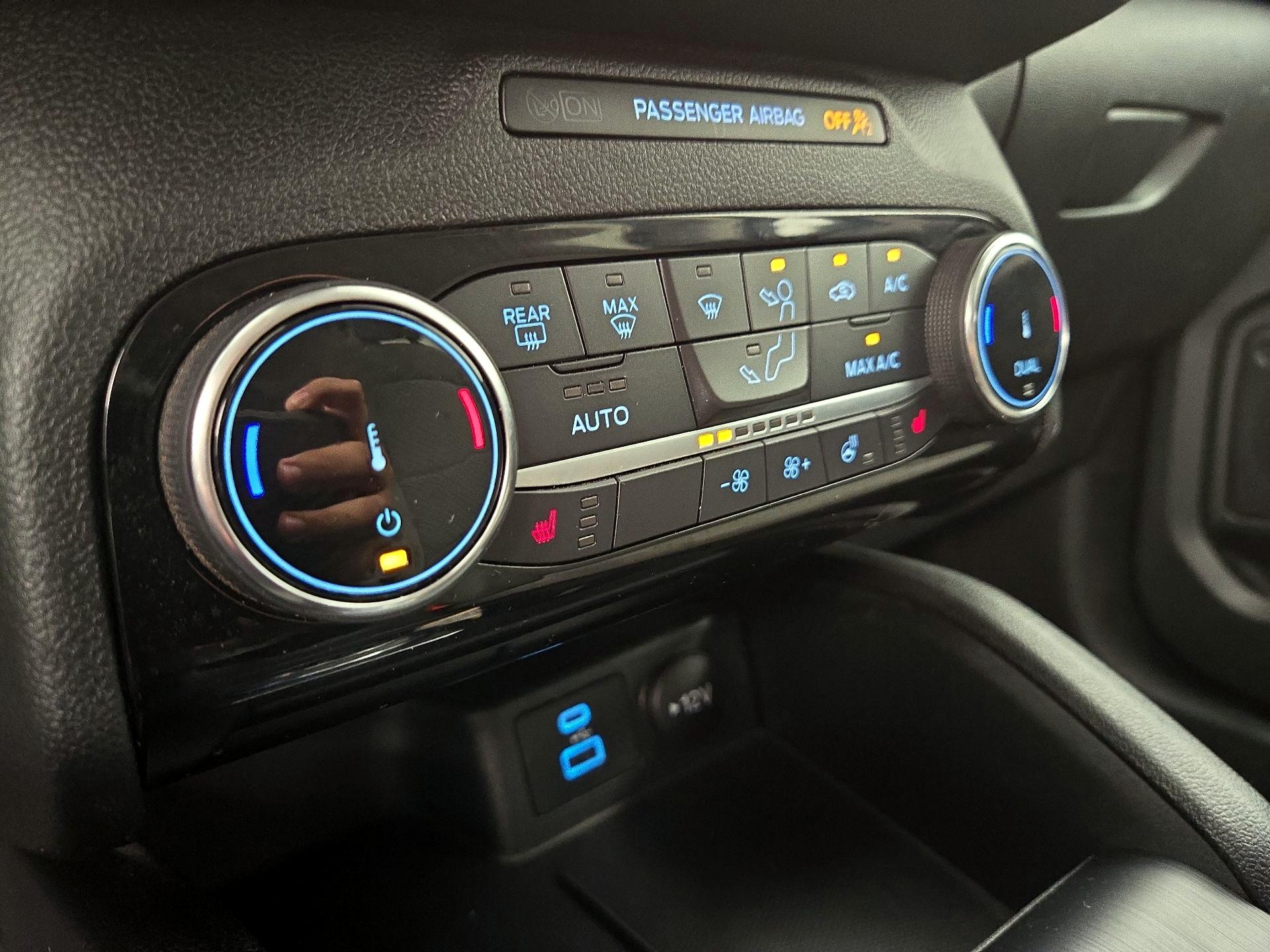 Thumbnail: 2022 Ford Escape - 17