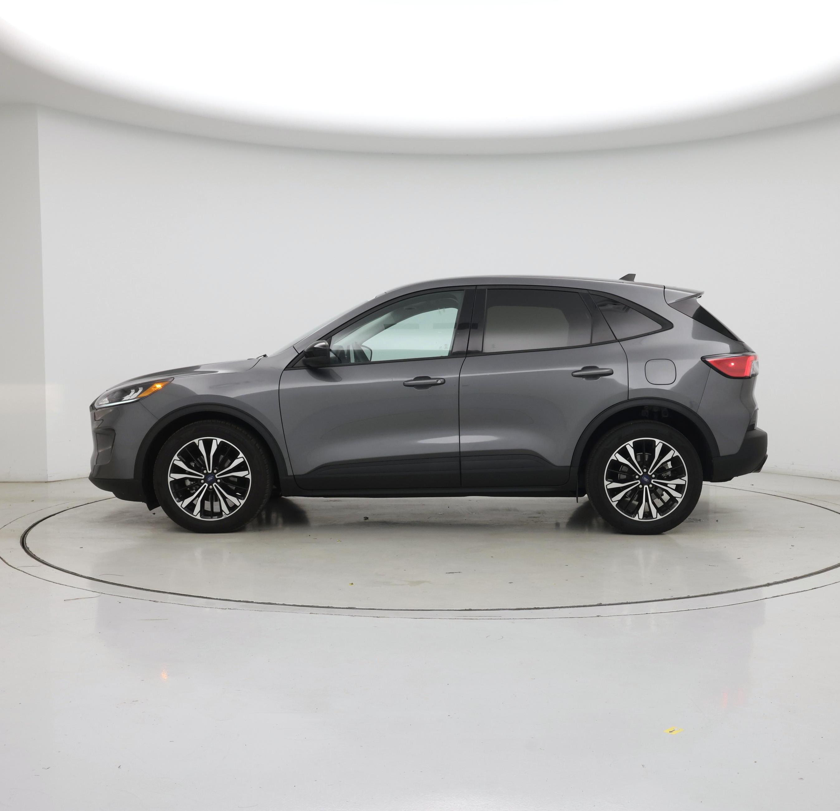 Thumbnail: 2022 Ford Escape - 3