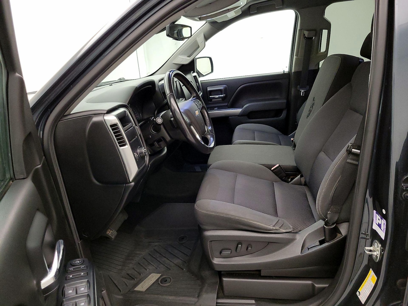 Power Seat(s) & Side Airbags