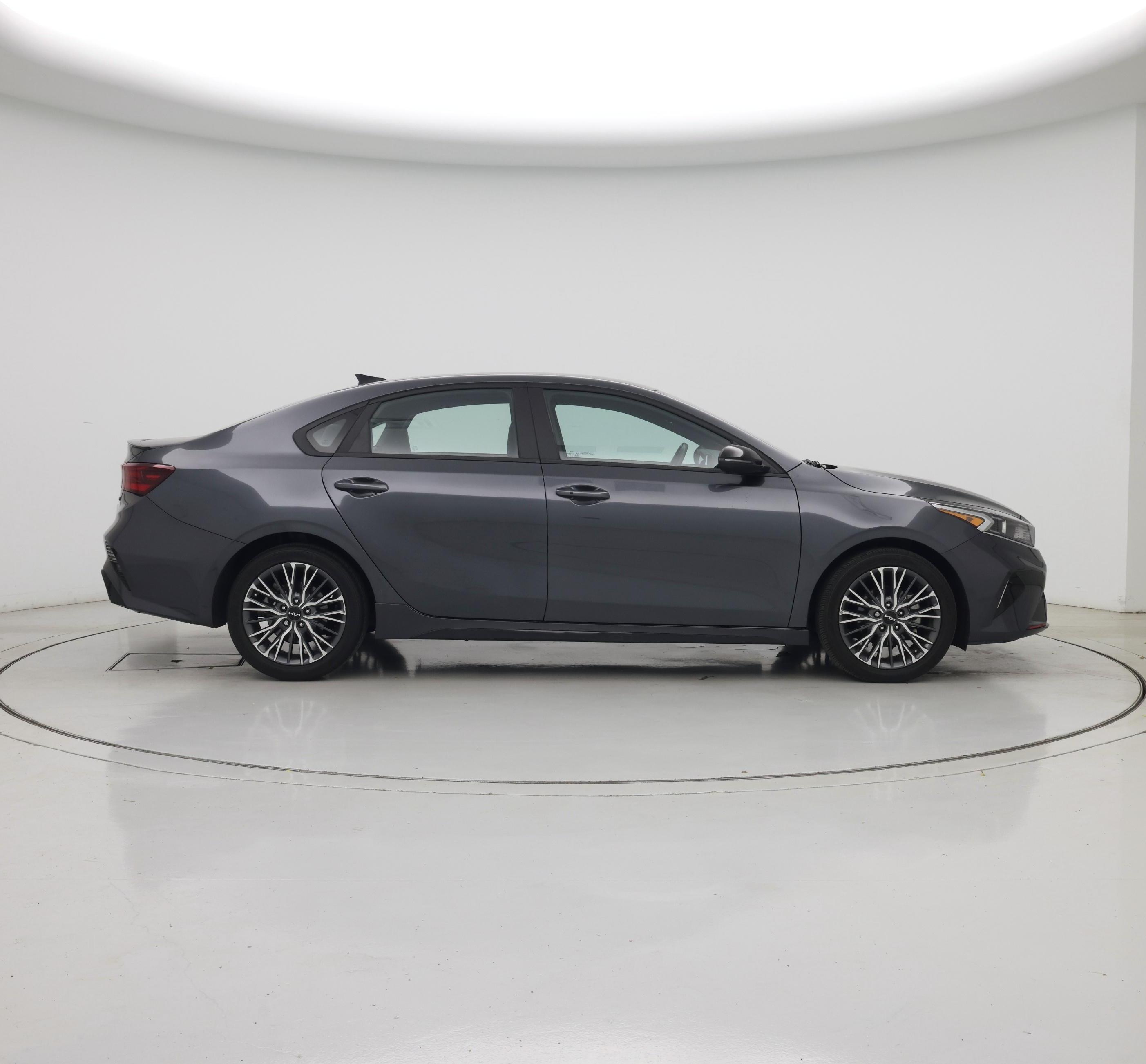 Thumbnail: 2023 Kia Forte - 7