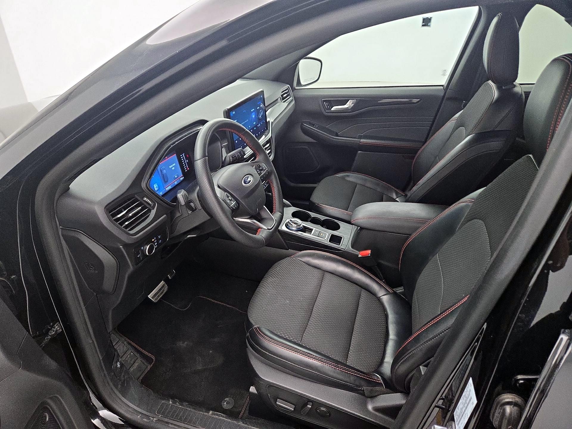 Thumbnail: 2023 Ford Escape - 11