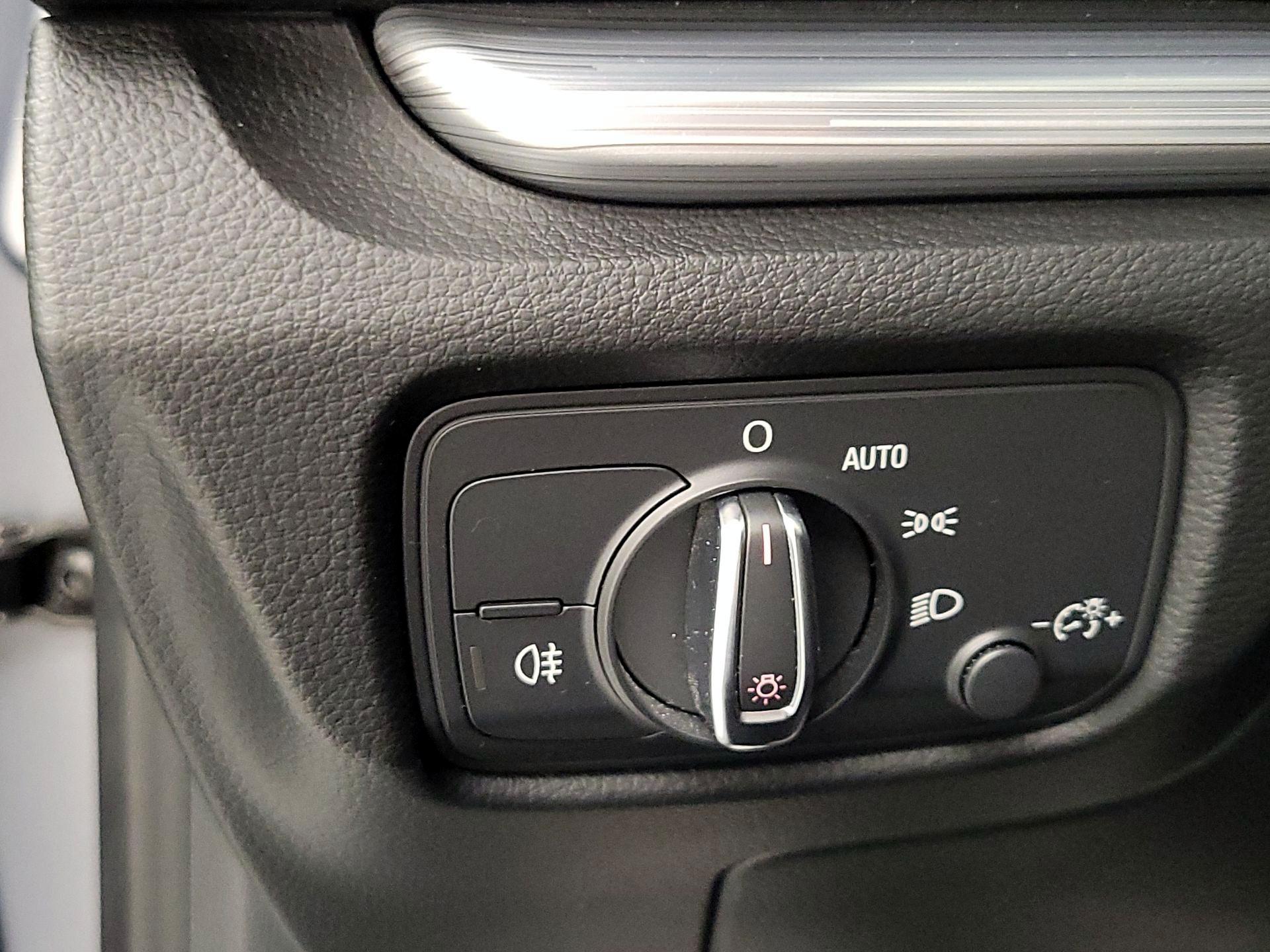 Thumbnail: 2015 Audi A3 - 13