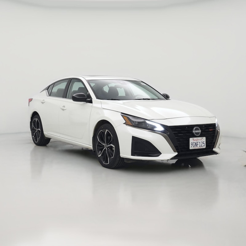 2023 Nissan Altima SR
