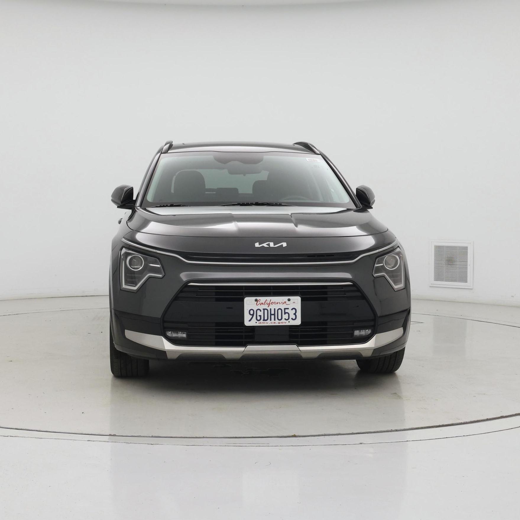 Thumbnail: 2023 Kia Niro - 5