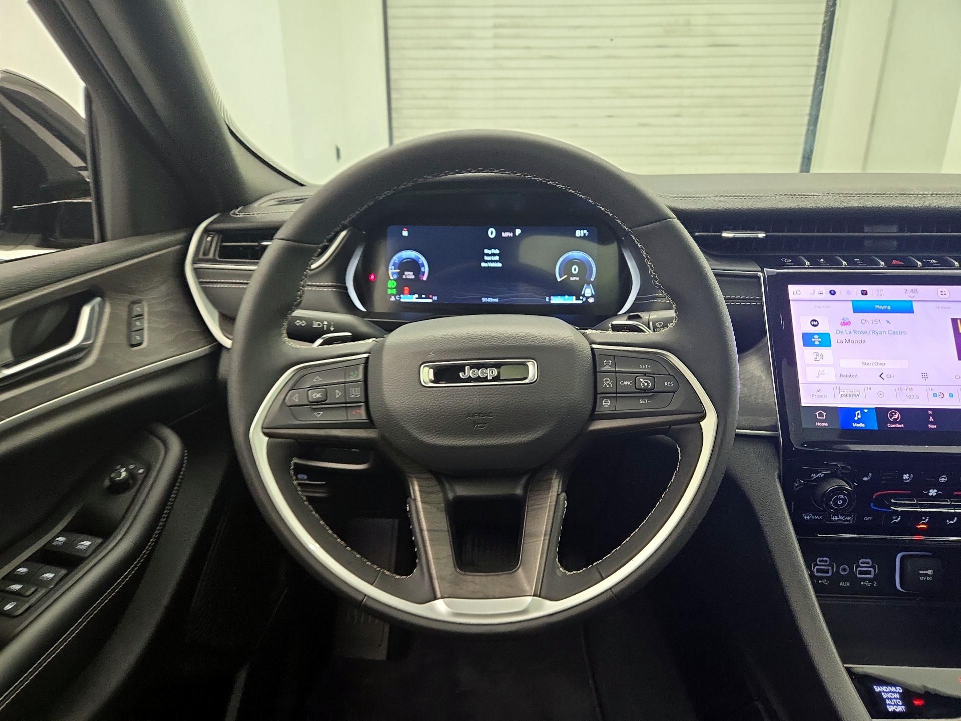 Thumbnail: 2025 Jeep Grand Cherokee - 10