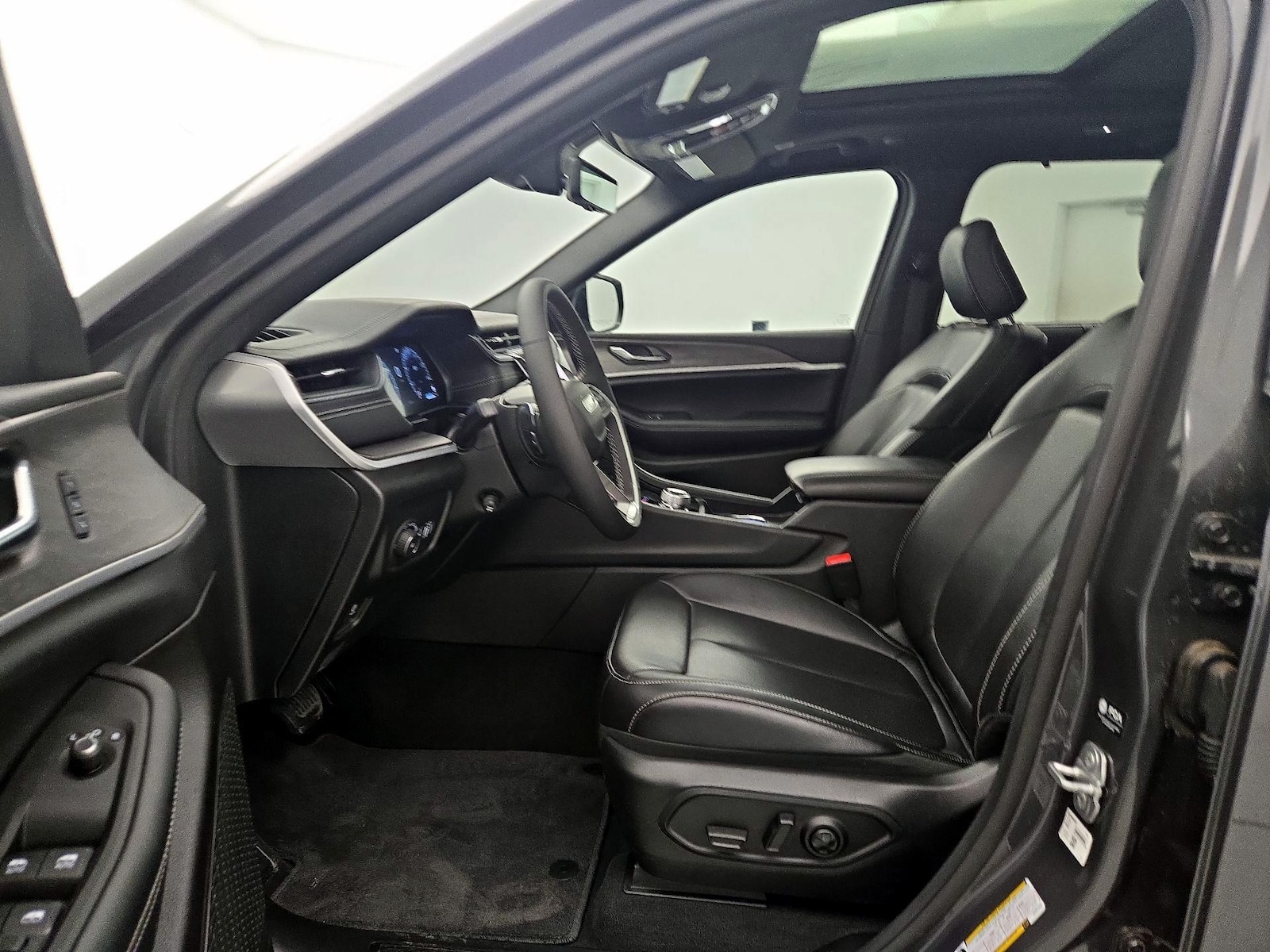 2025 Jeep Grand Cherokee Limited - Photo 12
