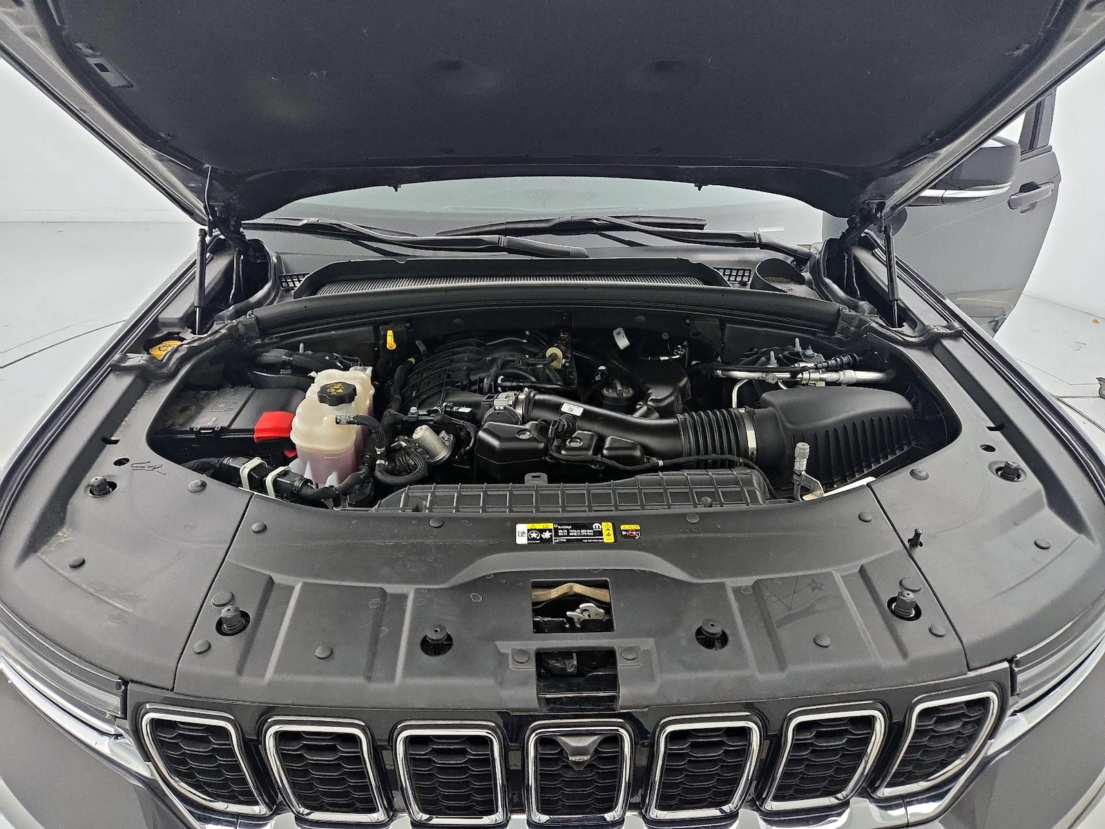 2025 Jeep Grand Cherokee Limited - Photo 24