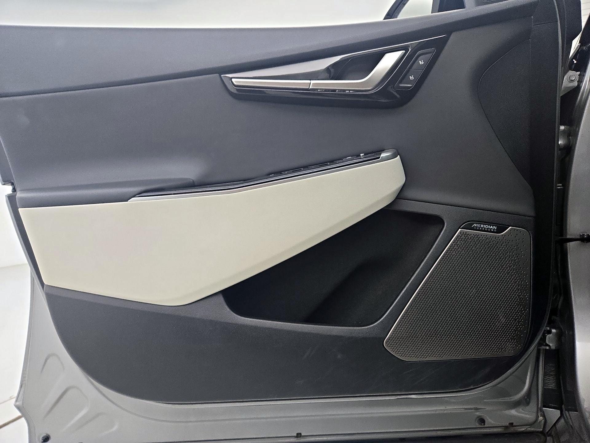 Thumbnail: 2024 Kia EV6 - 12