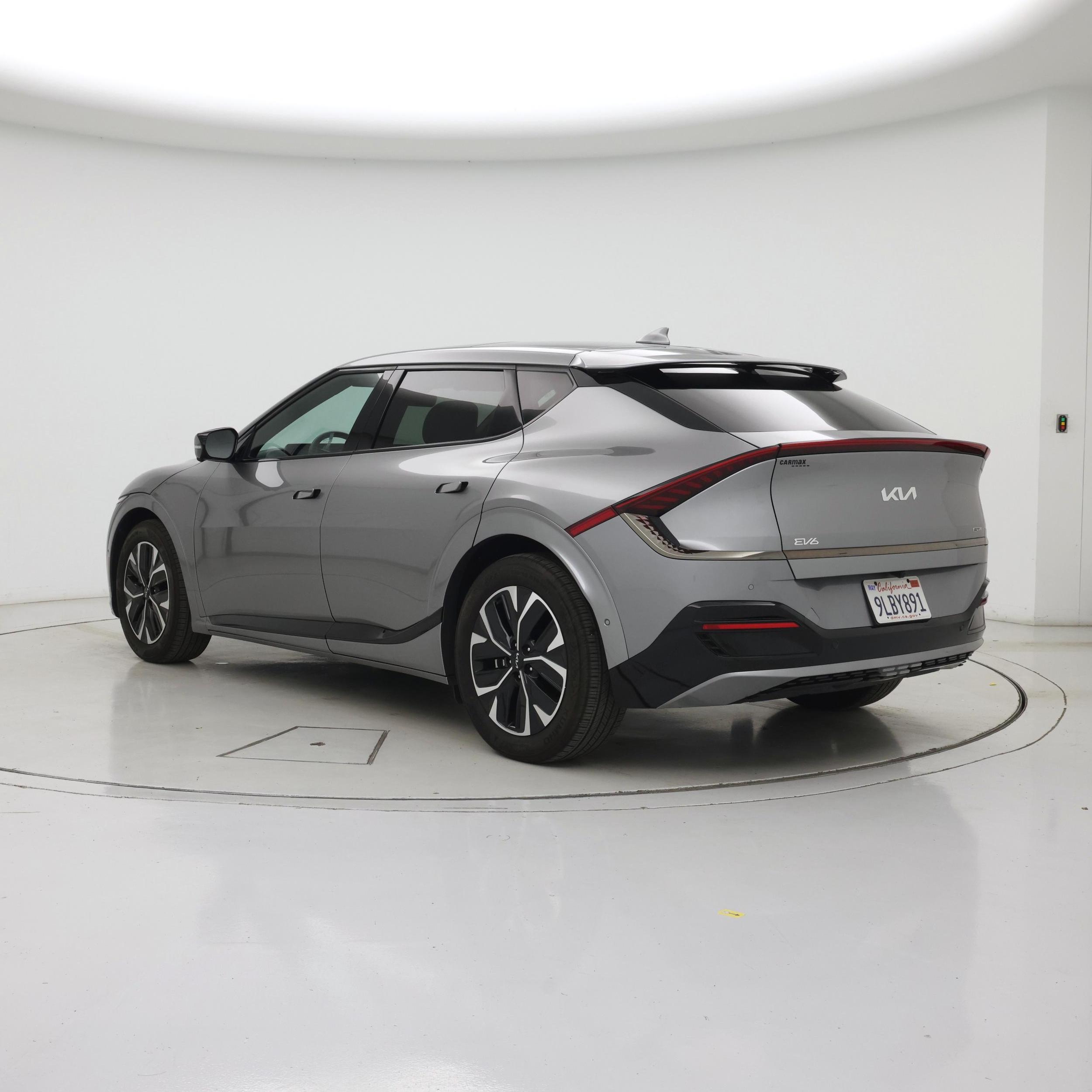 Thumbnail: 2024 Kia EV6 - 2