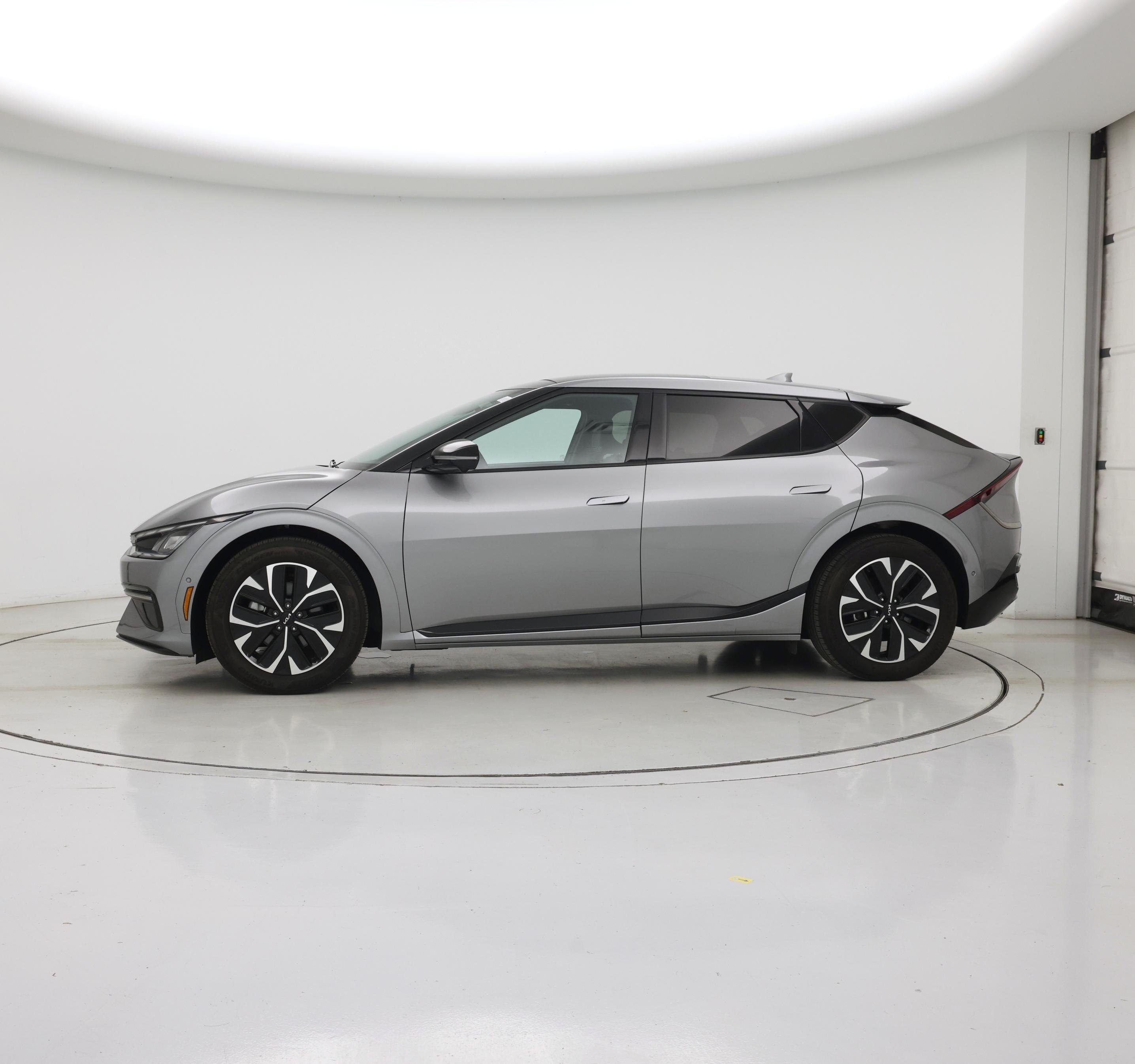 Thumbnail: 2024 Kia EV6 - 3