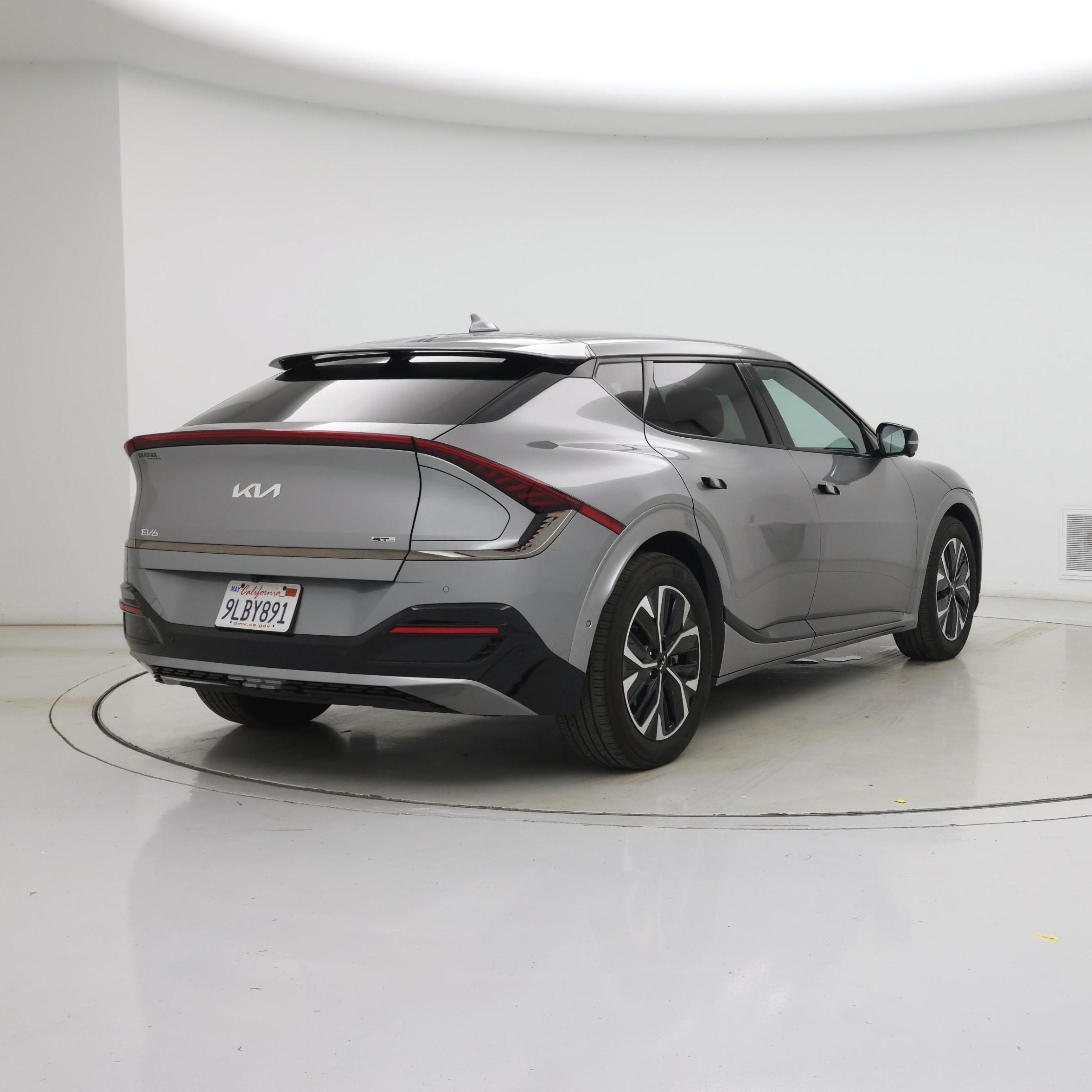 Thumbnail: 2024 Kia EV6 - 8