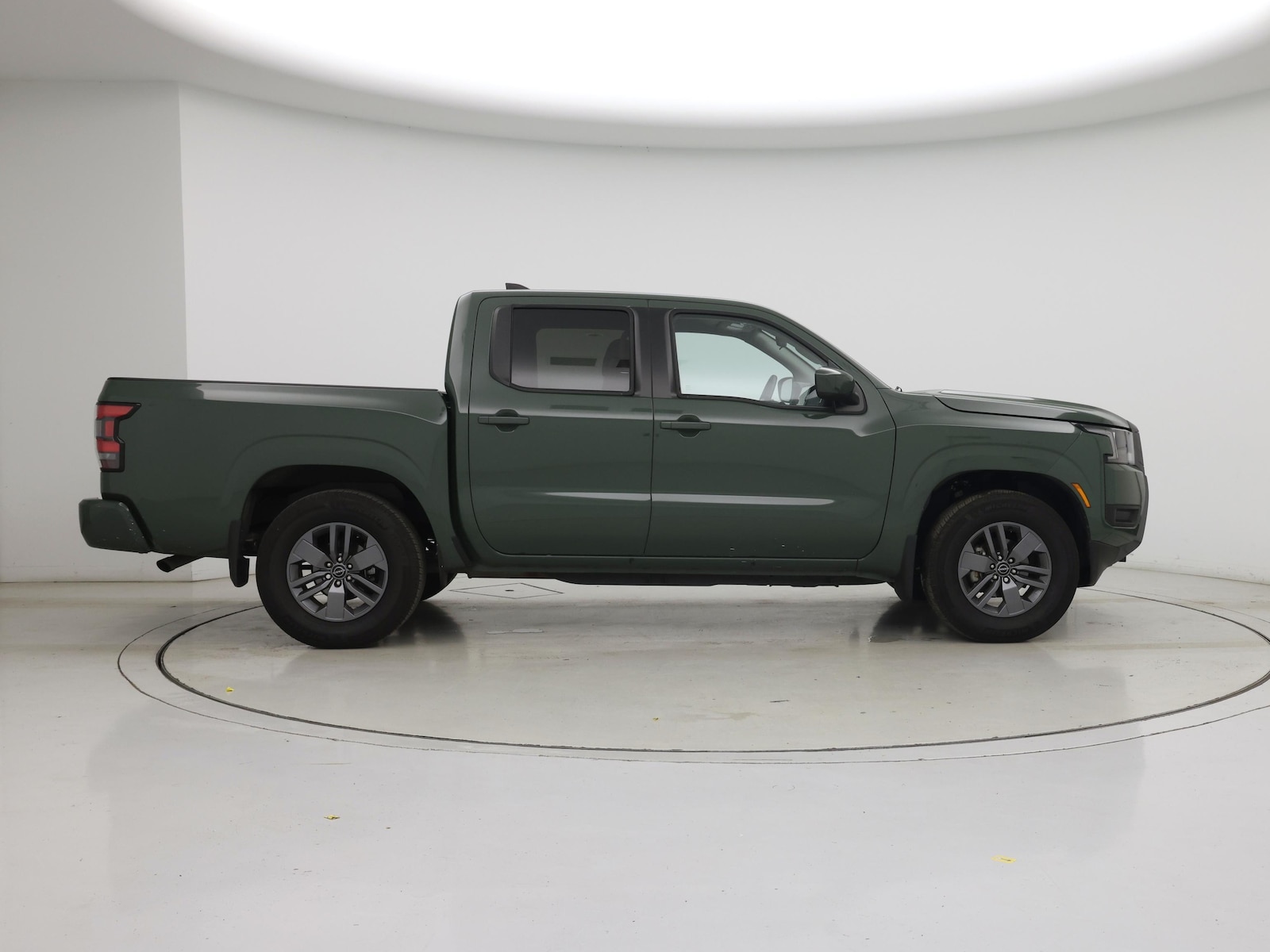2025 Nissan Frontier SV - Photo 8