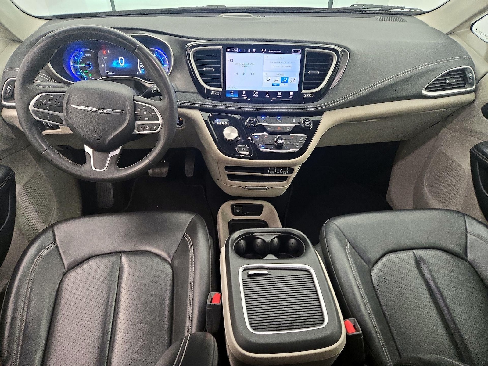 2023 Chrysler Pacifica Hybrid Touring L - Photo 10