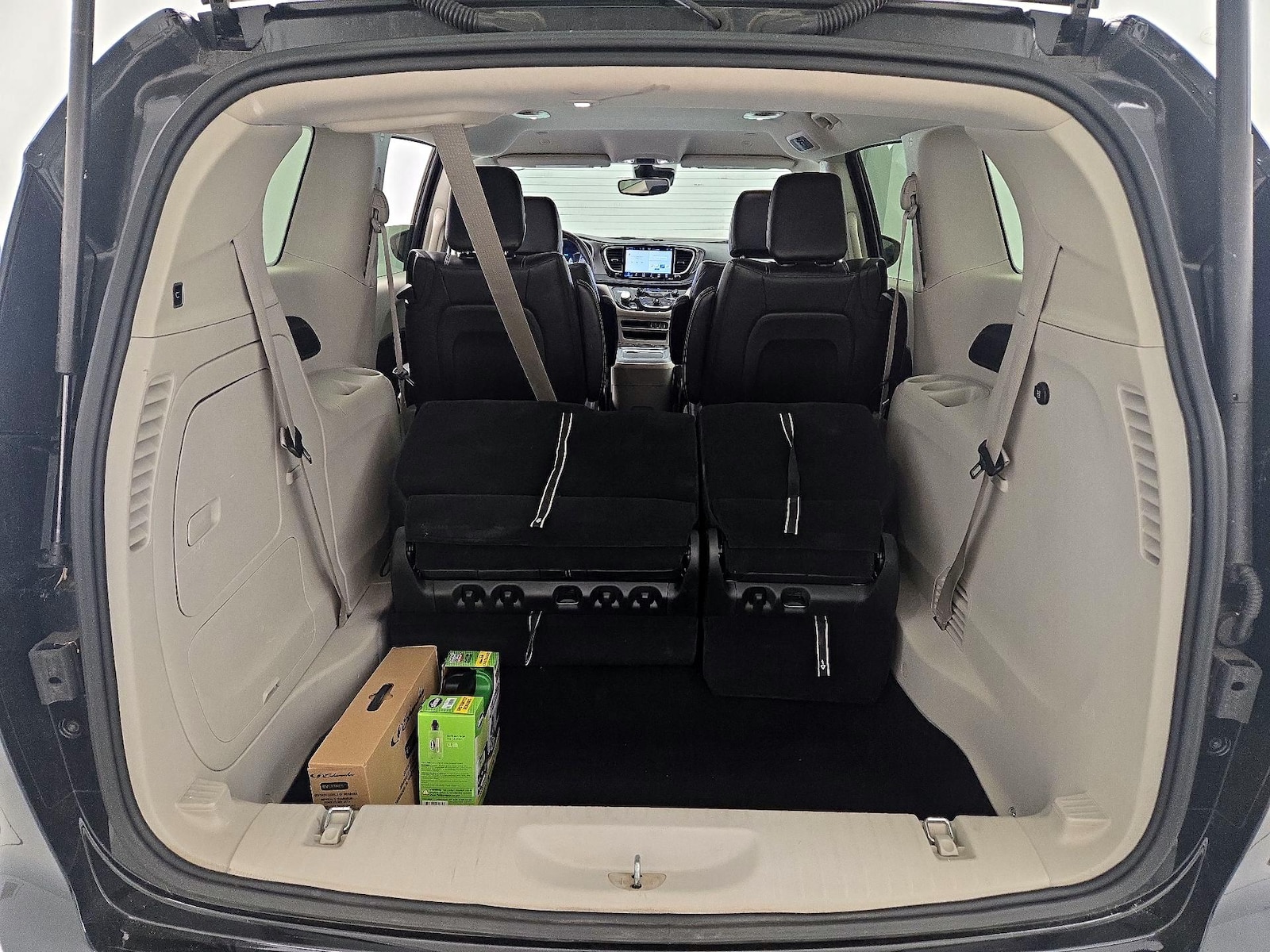 2023 Chrysler Pacifica Hybrid Touring L - Photo 23