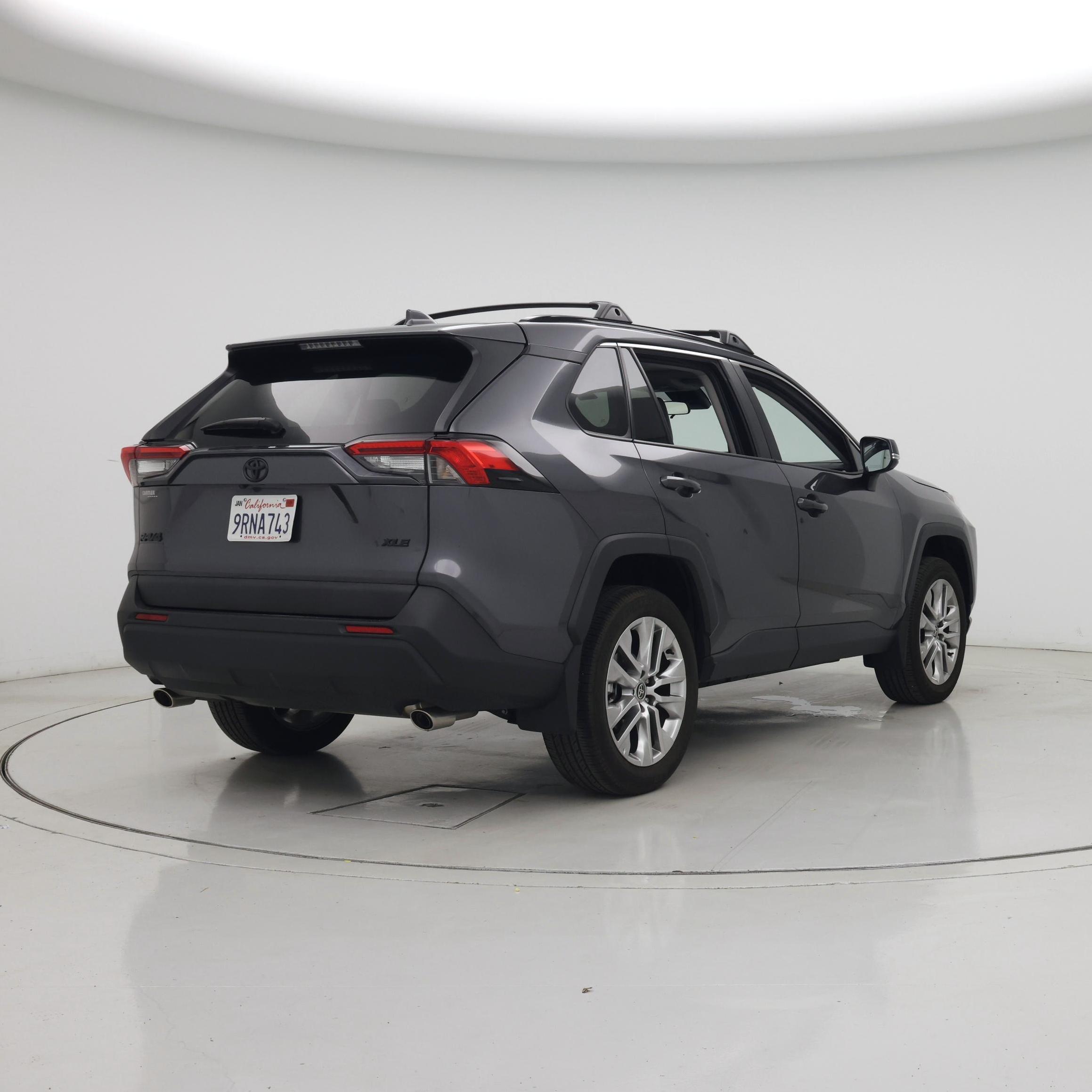 Thumbnail: 2025 Toyota RAV4 - 8
