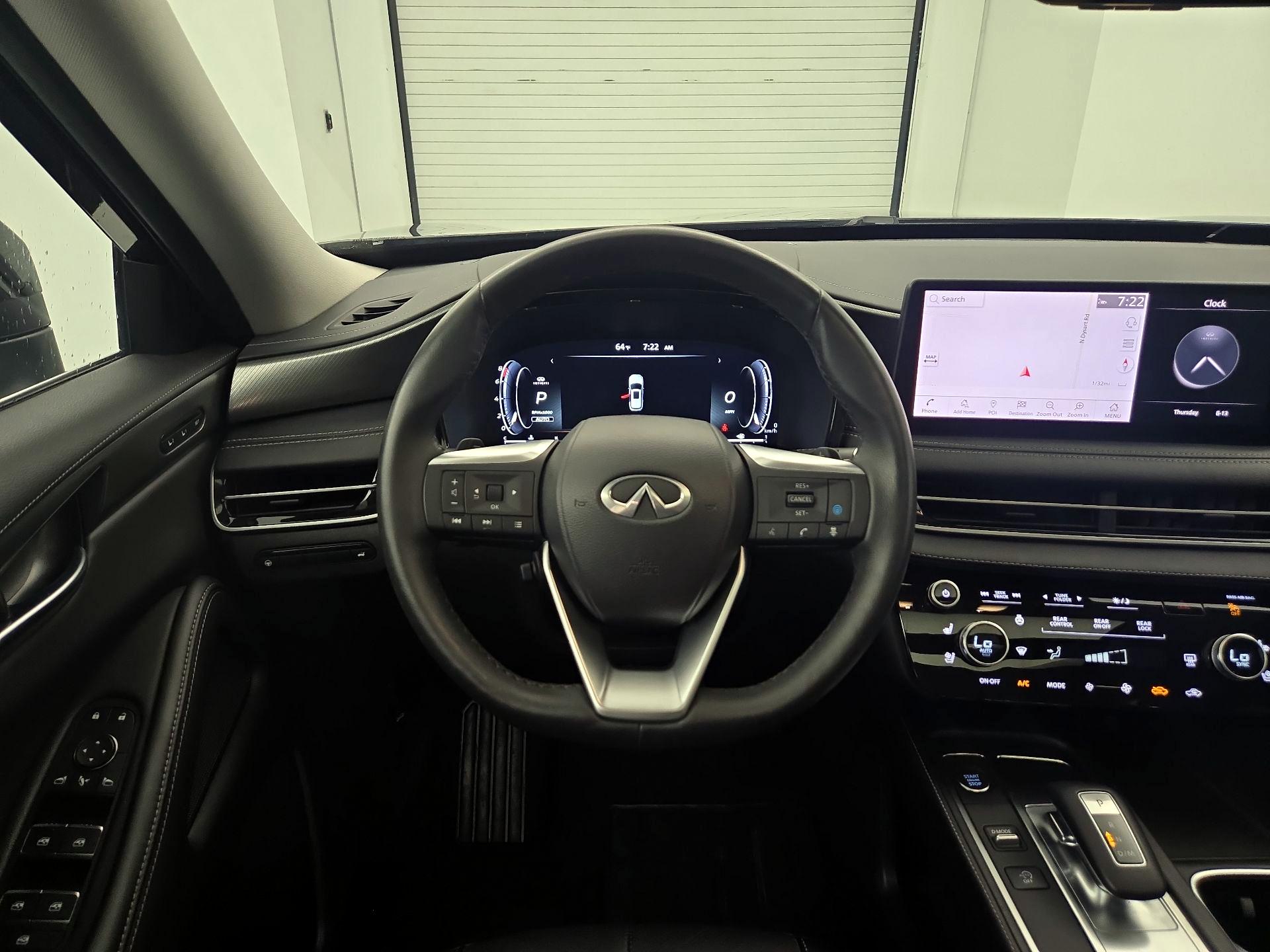 Thumbnail: 2023 INFINITI QX60 - 10