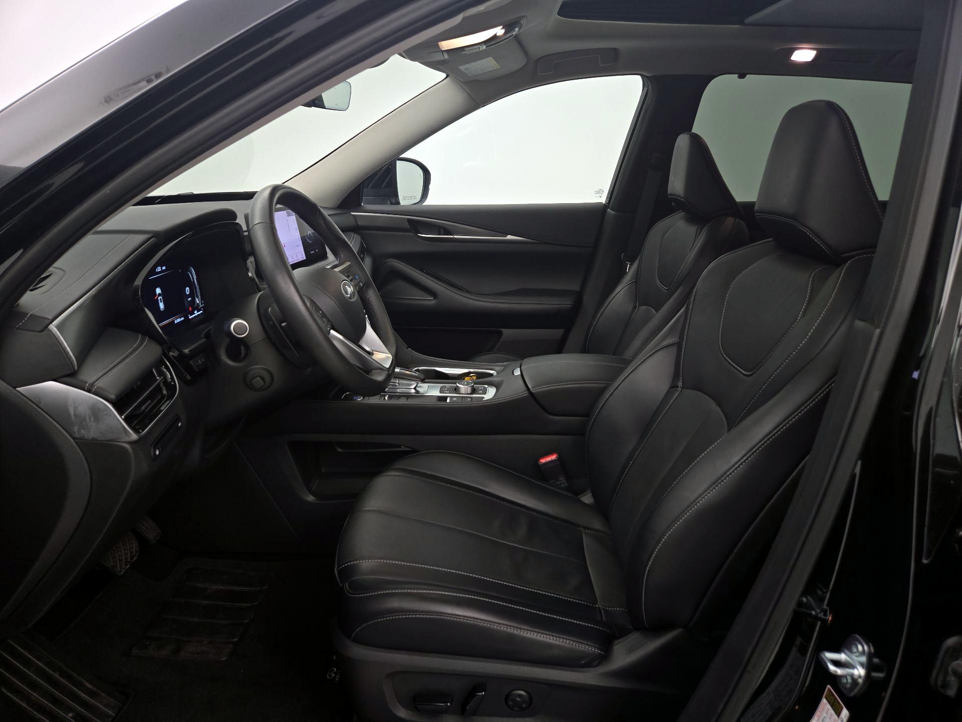 Thumbnail: 2023 INFINITI QX60 - 11
