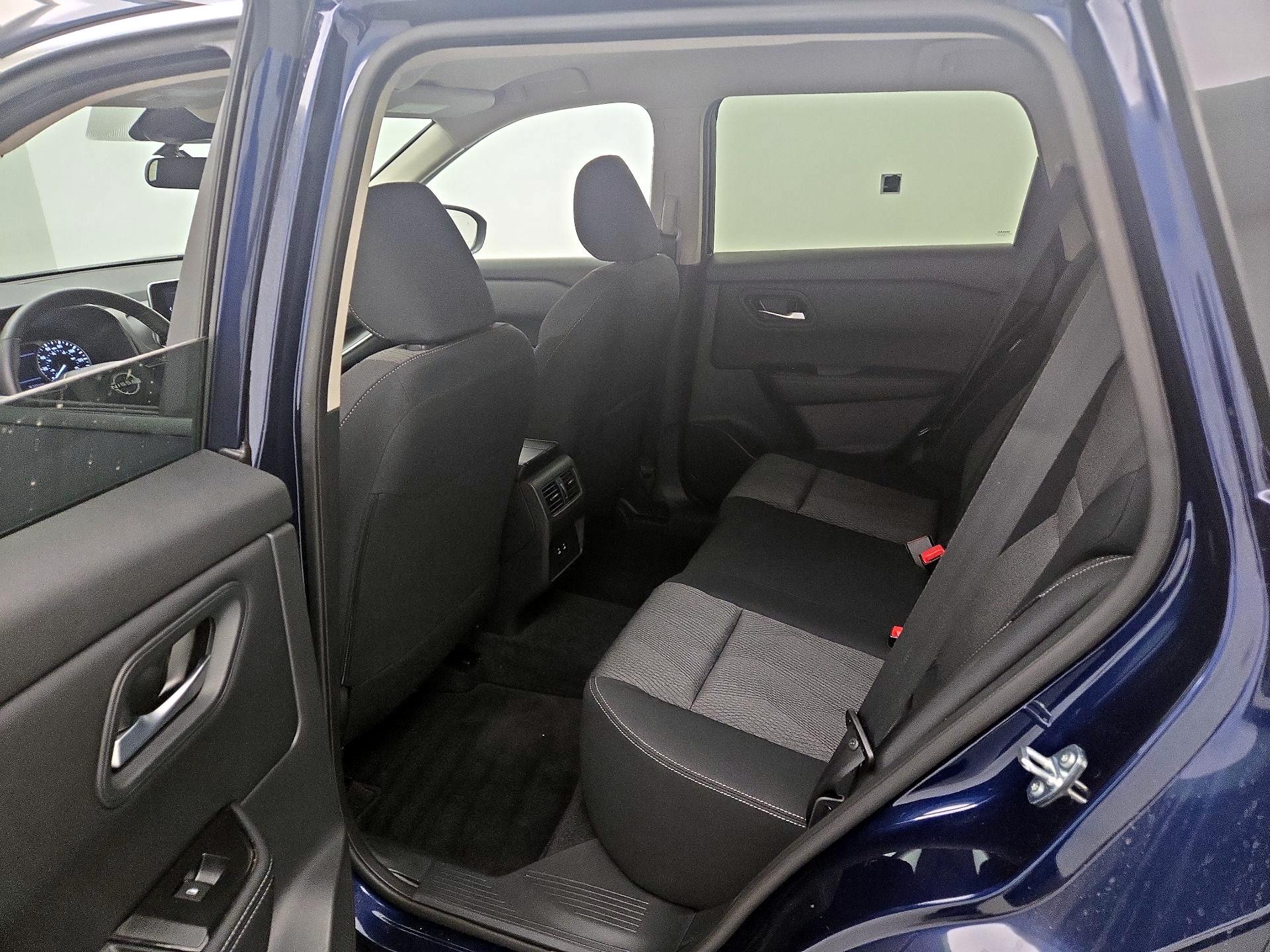 Thumbnail: 2025 Nissan Rogue - 19