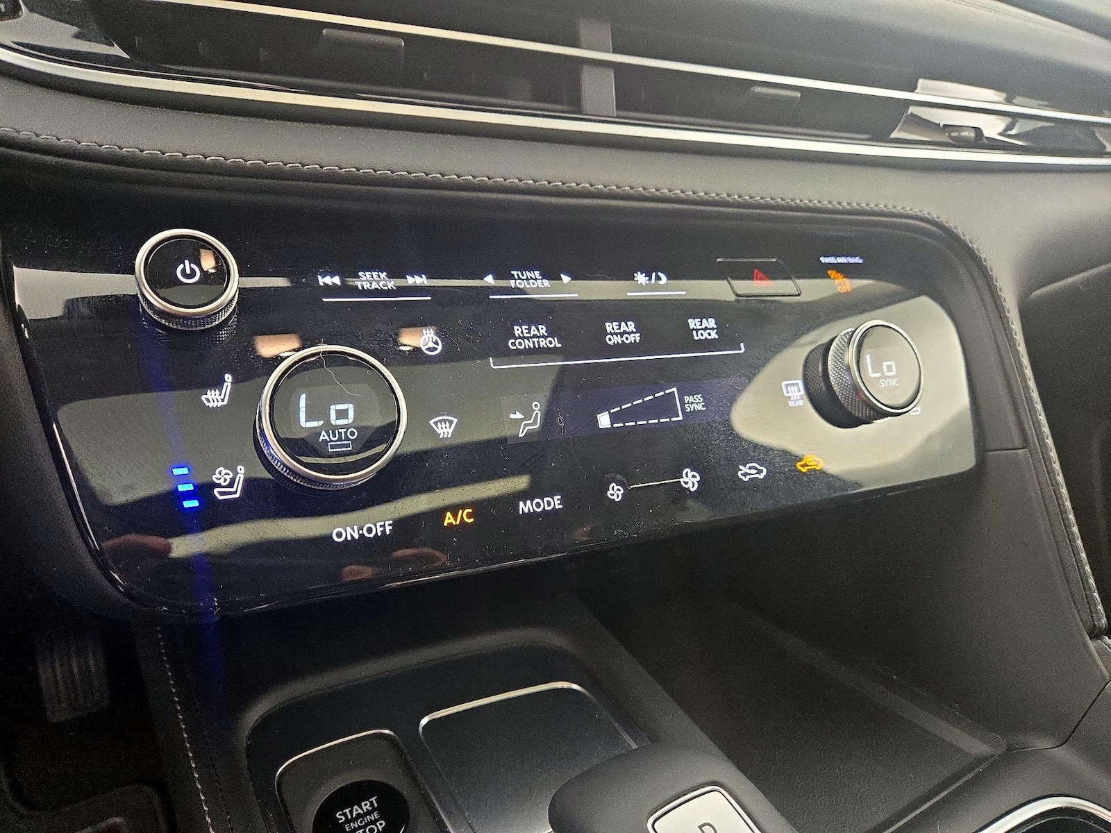 2026 INFINITI QX60 LUXE - Photo 18