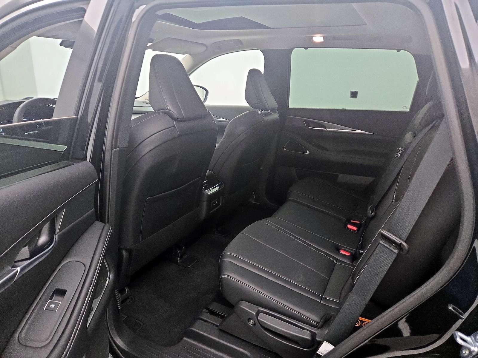 2026 INFINITI QX60 LUXE - Photo 22