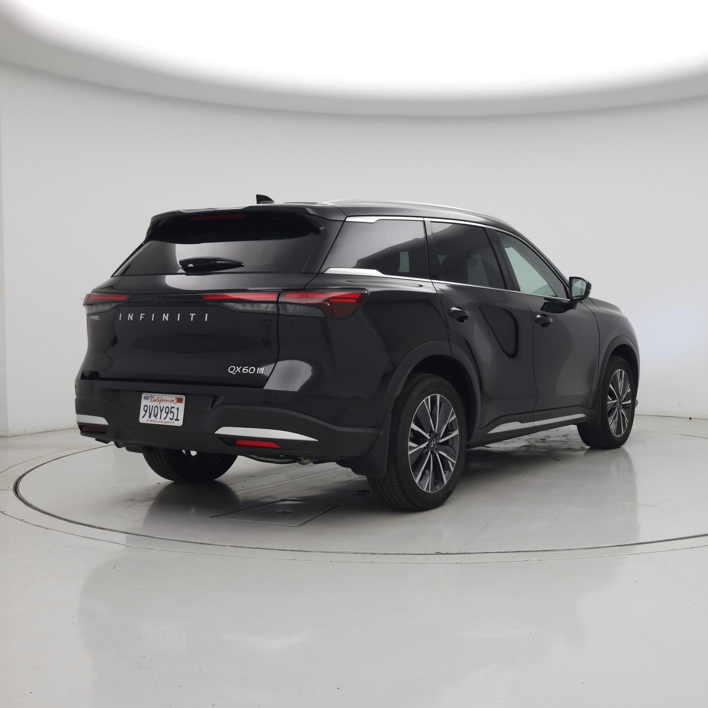 Thumbnail: 2026 INFINITI QX60 - 8