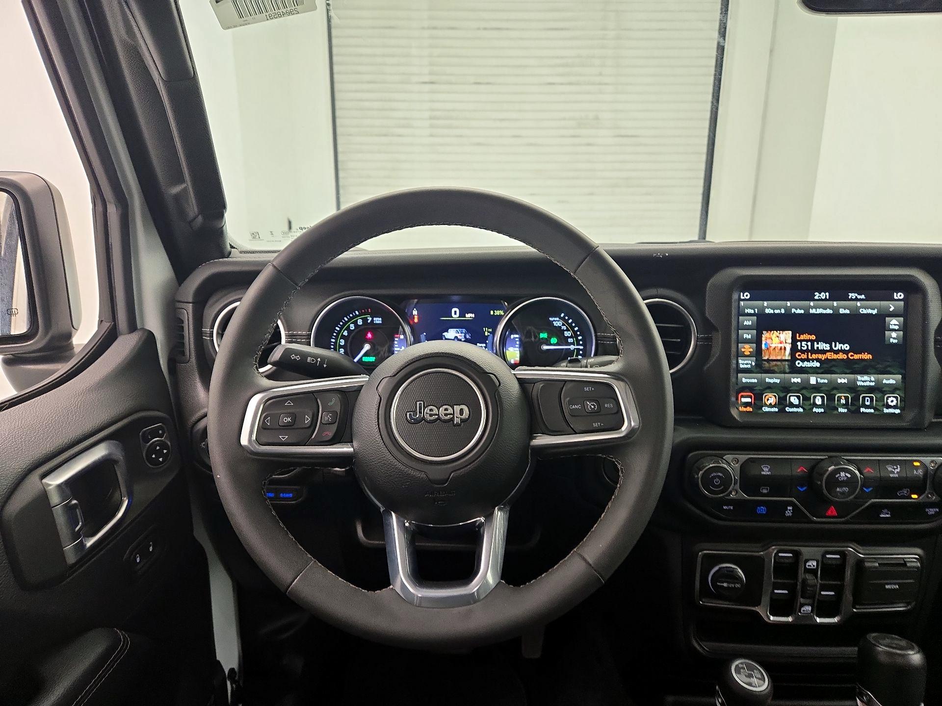 Thumbnail: 2023 Jeep Wrangler - 10