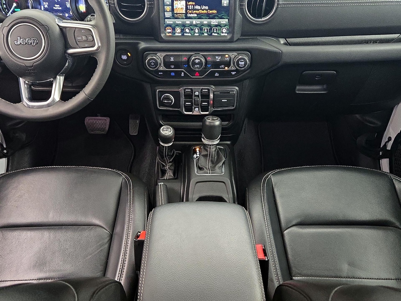 2023 Jeep Wrangler 4xe Sahara 4XE - Photo 19