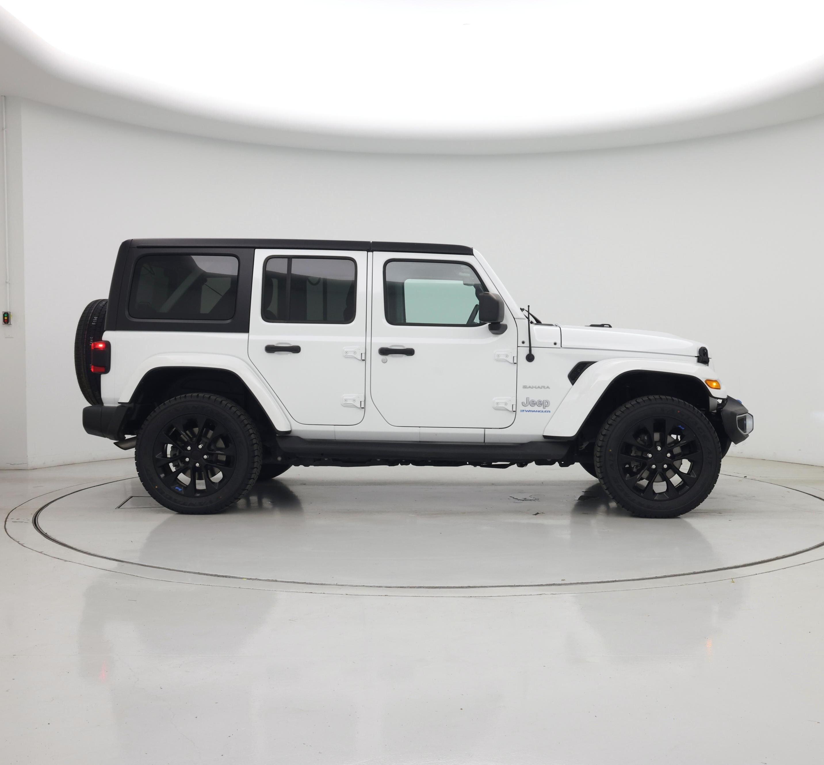 Thumbnail: 2023 Jeep Wrangler - 7