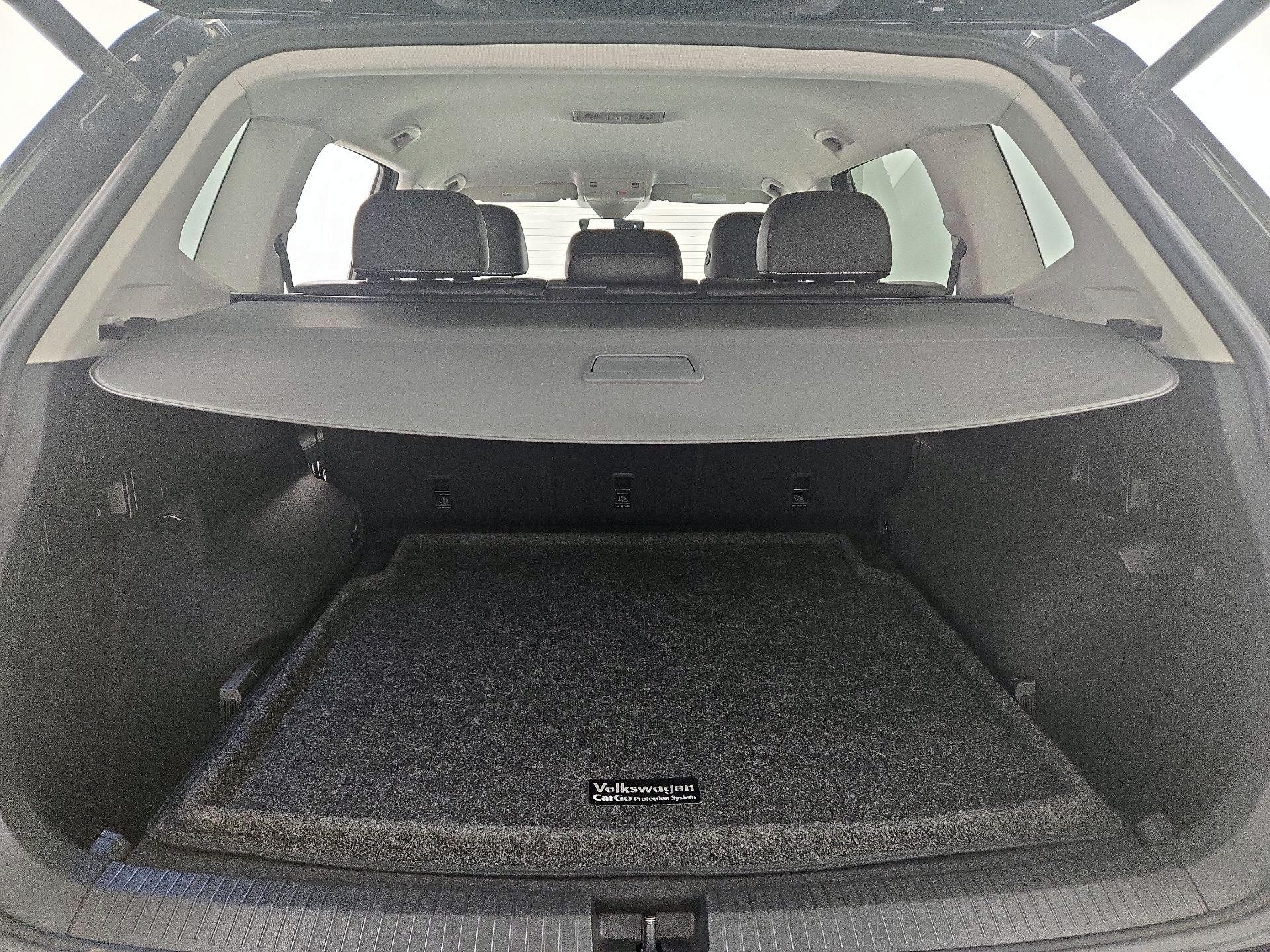 Thumbnail: 2022 Volkswagen Tiguan - 20
