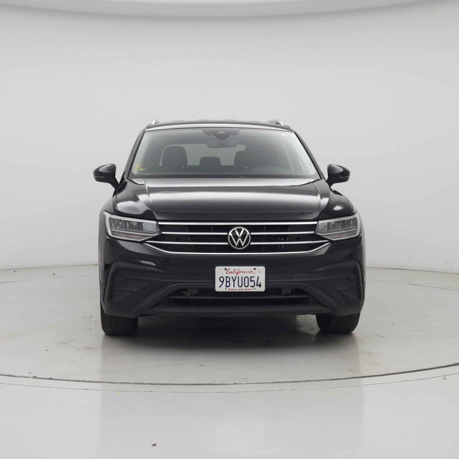 Thumbnail: 2022 Volkswagen Tiguan - 5