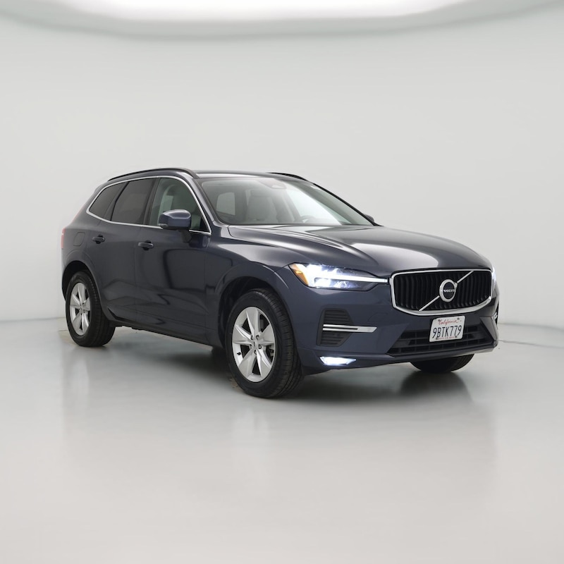 2022 Volvo XC60 B5 Momentum