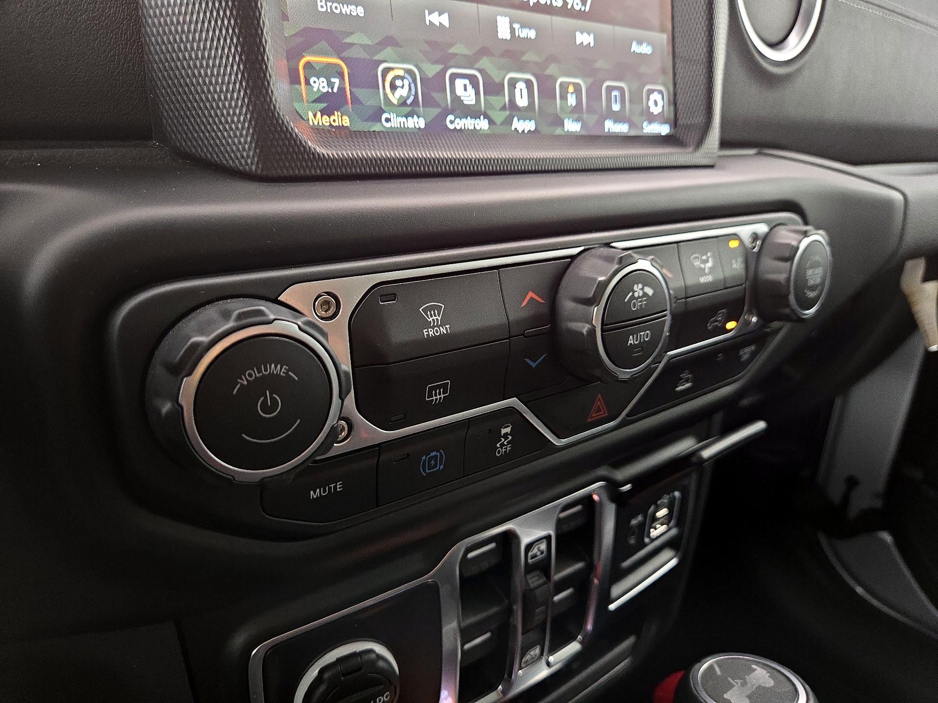 Thumbnail: 2023 Jeep Wrangler - 17