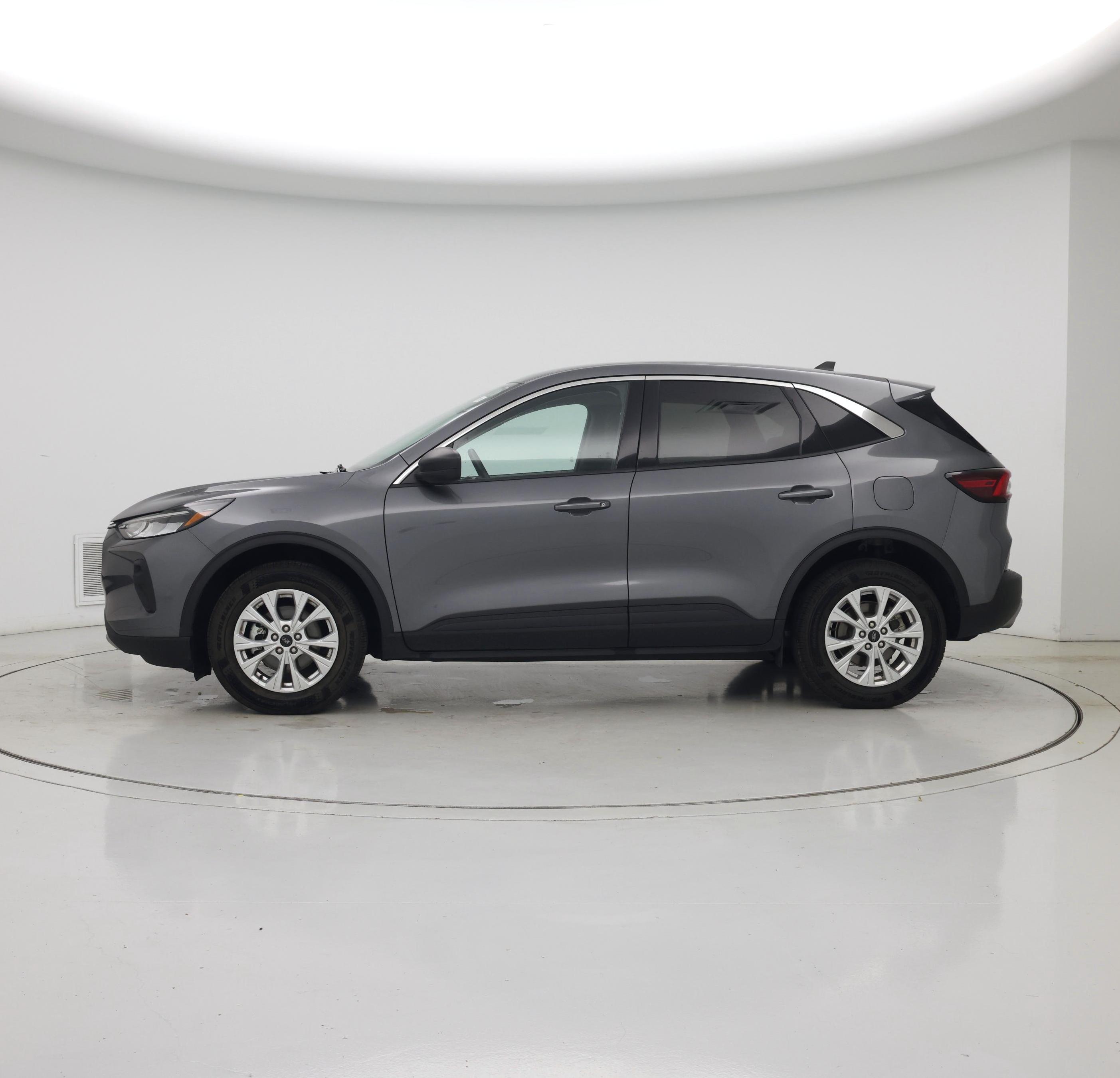 Thumbnail: 2024 Ford Escape - 3