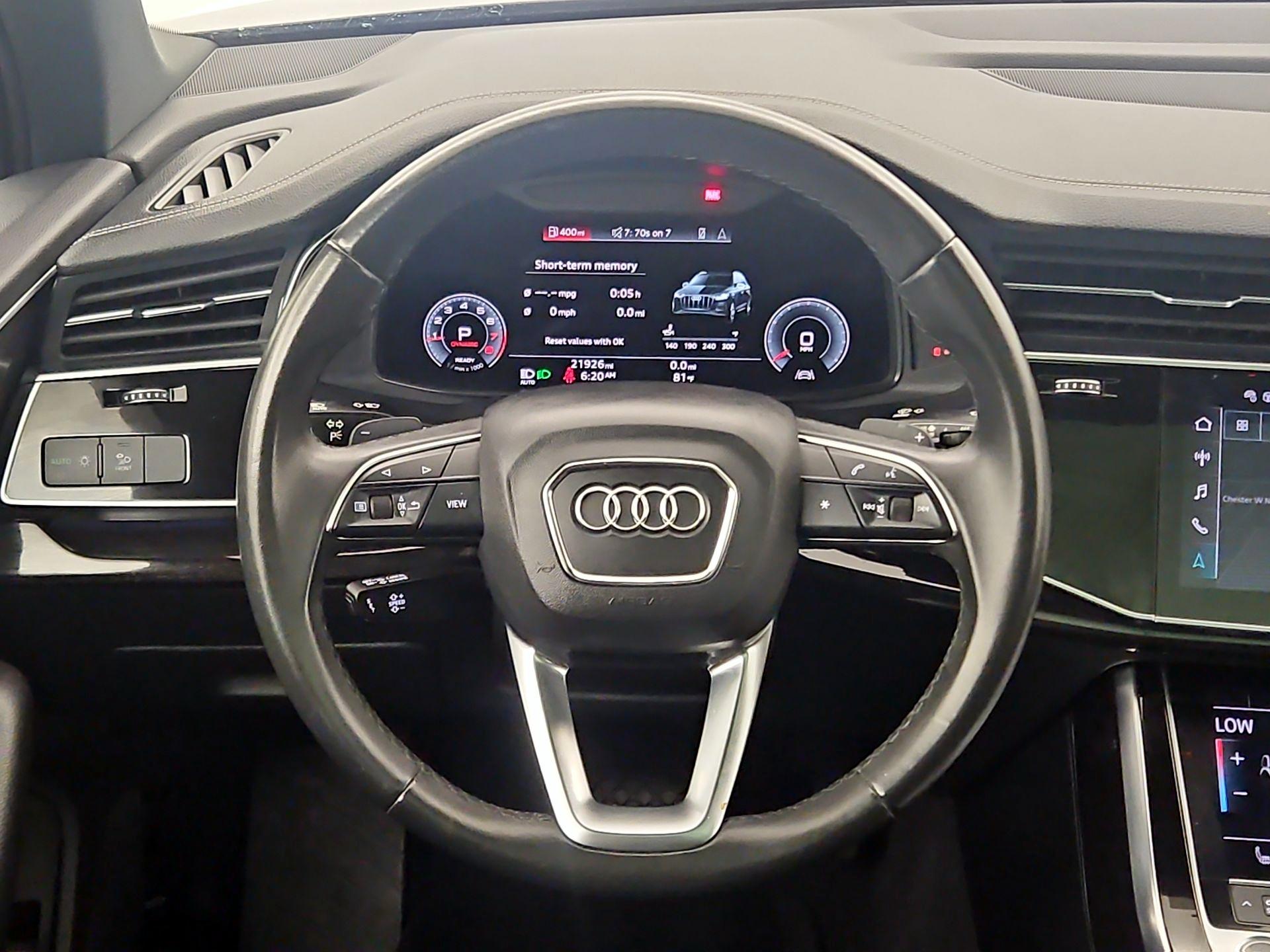 Thumbnail: 2023 Audi Q7 - 10