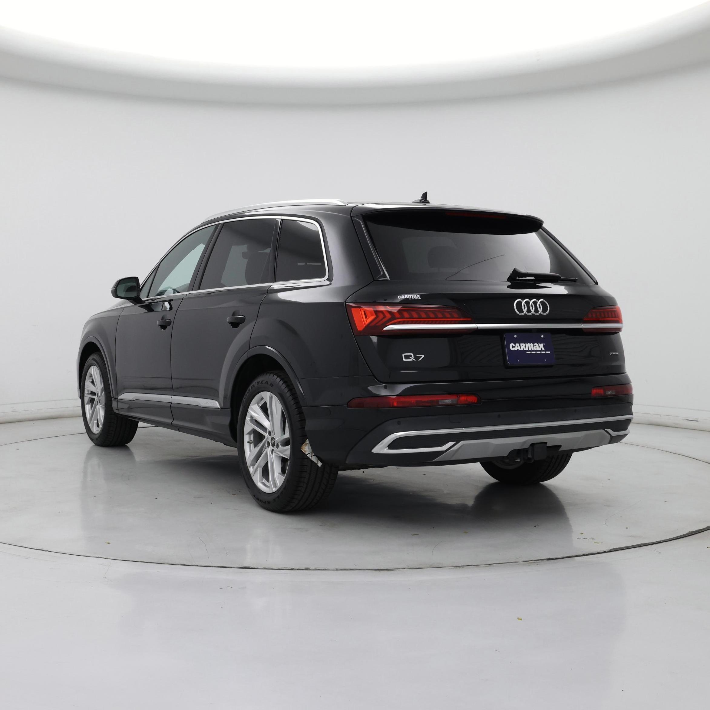 Thumbnail: 2023 Audi Q7 - 2