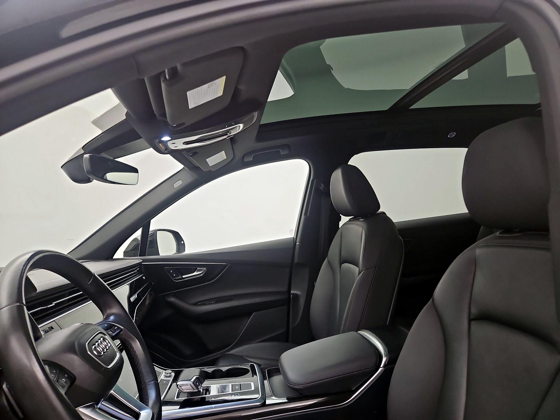 Thumbnail: 2023 Audi Q7 - 20