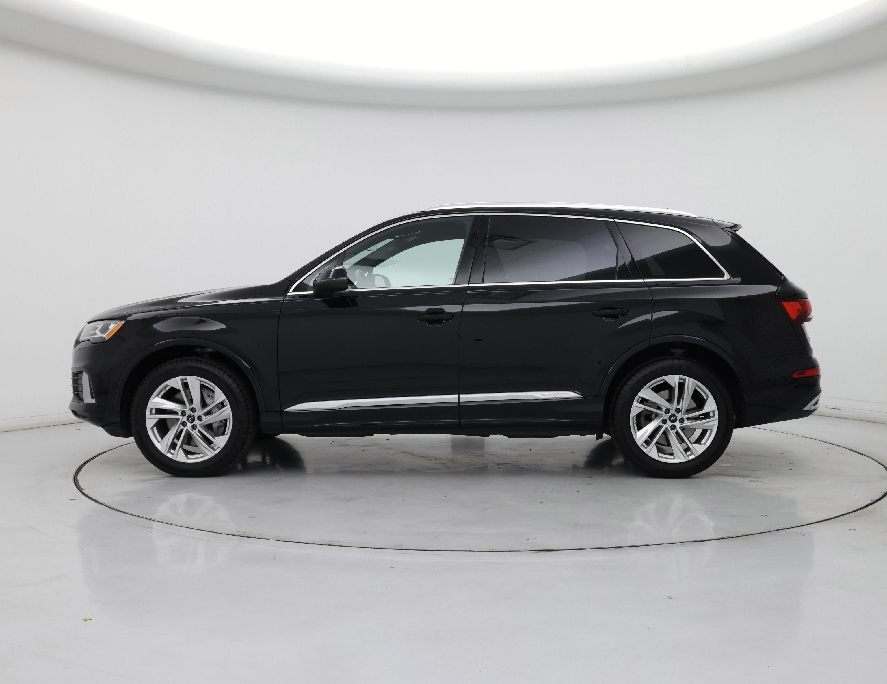 Thumbnail: 2023 Audi Q7 - 3