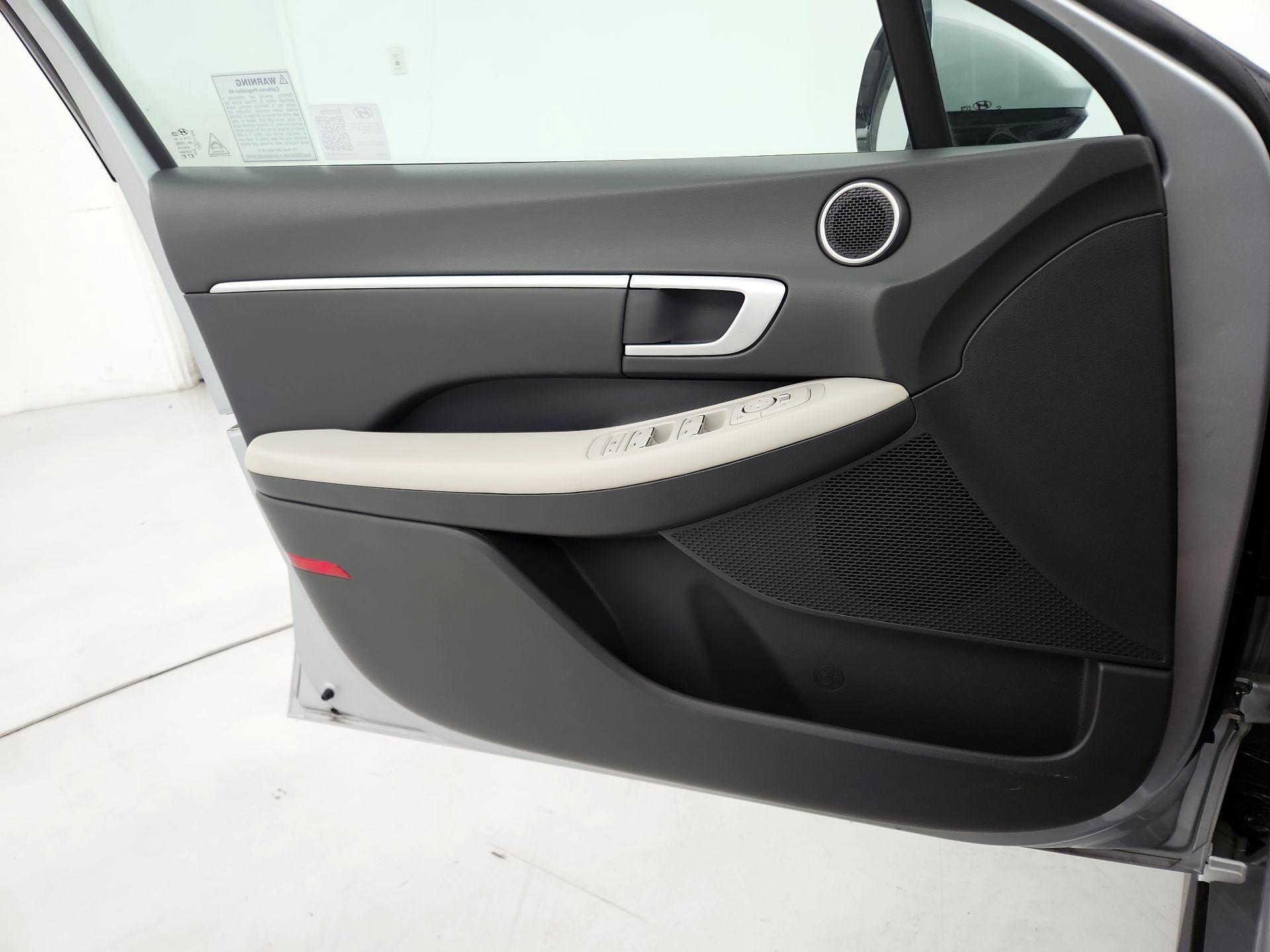 Thumbnail: 2024 Hyundai Sonata - 12